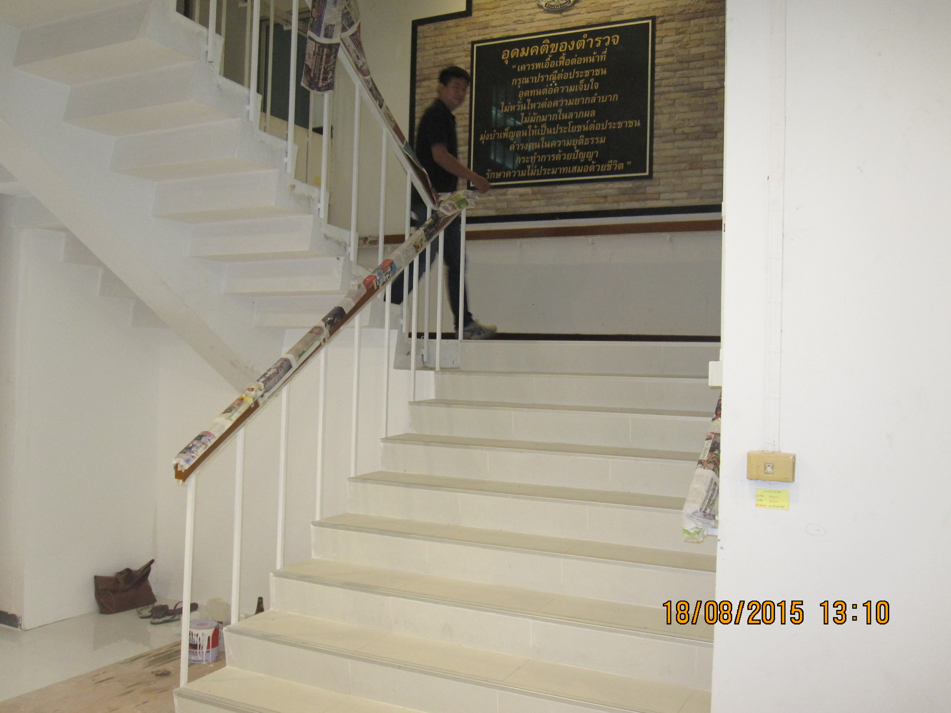 งานกองปราบปราม จัดทำเฟอร์นิเจอร์ ซ่อมแซมทุกส่วนที่ชำรุด