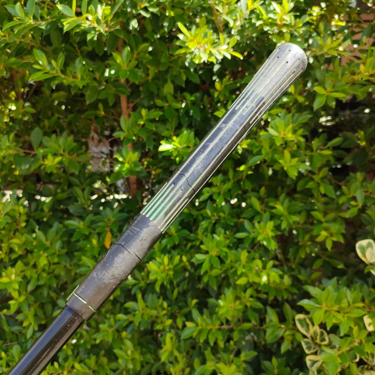 ชุดเหล็ก TOUR Z MODEL มีเหล็ก 3-9 เเละ PW SW ก้าน CHAMPIO FLEX R สภาพสวยมาก เดิมๆทุกอย่าง ใบออกแบบมาให้ตีง่ายมาก กระจายน้ำหนักได้ดีมากๆ ไม้กอล์ฟมือสอง ของแท้ BY NakaraLuxurious