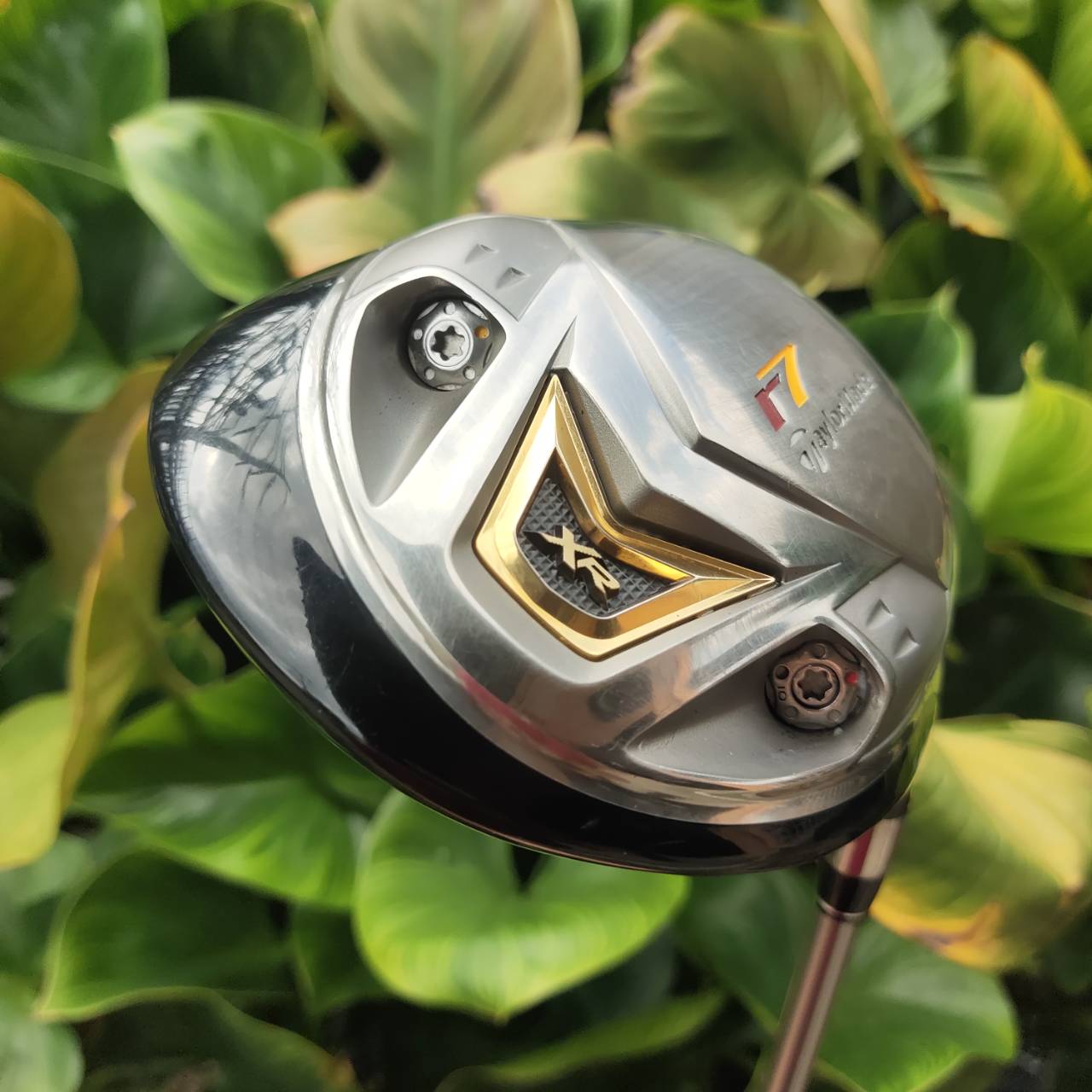 Driver Taylormade R7 XR เป็นรุ่นพรีเมี่ยมญี่ปุ่นของ Taylormade (JDM) ออกบบให้หน้าเด้ง ก้านเบา