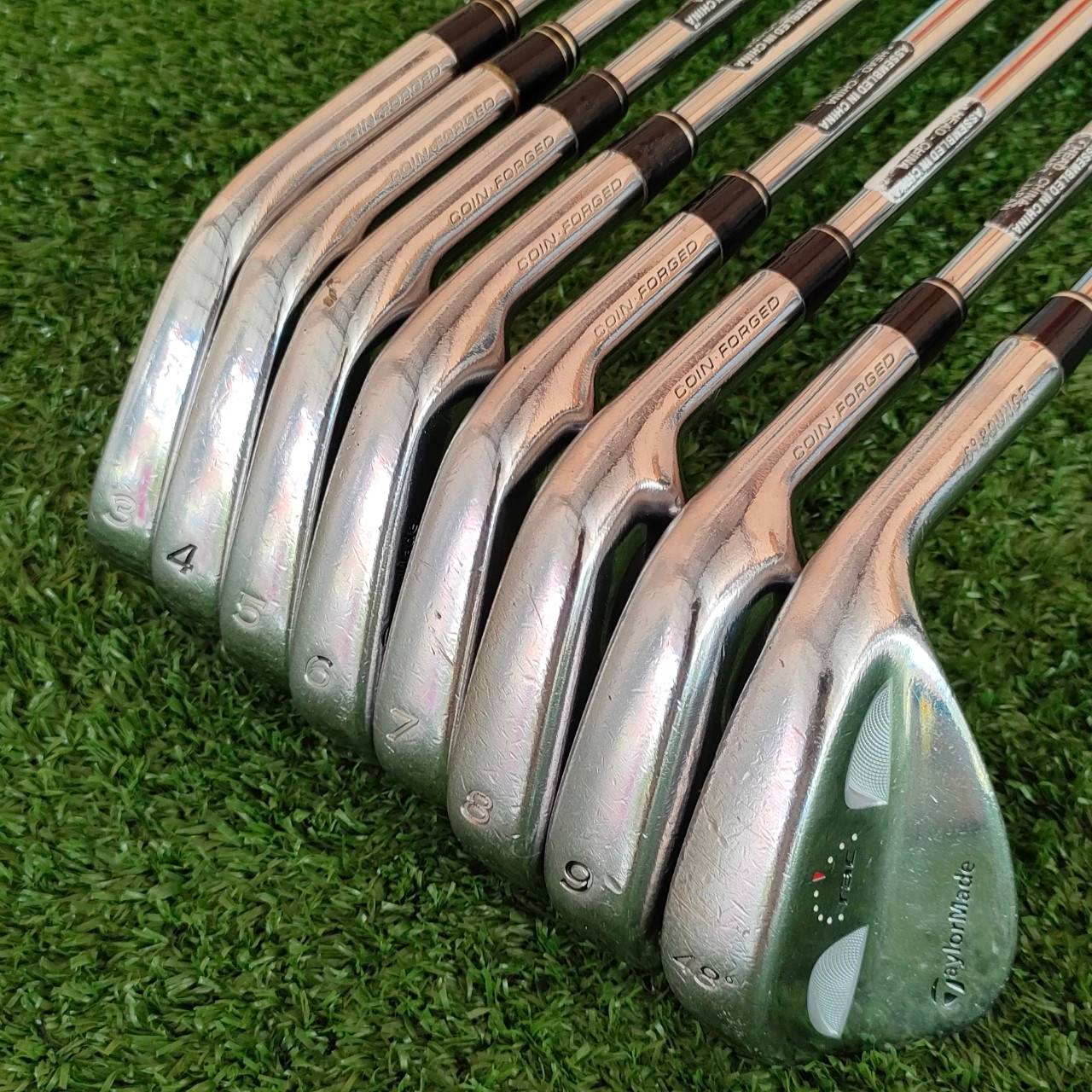 ชุดเหล็ก TAYLORMADE RAC มีเหล็ก 3-9 เเละ PW ก้าน N.S.PRO 950GH FLEX R ชุดนี้สร้างโดยปรมาจารย์ FORGED เหล็กยาวมี CAVITY ตีง่ายมากๆ เหล็กสั้นเป็นใบเบลด คมมากๆครับ