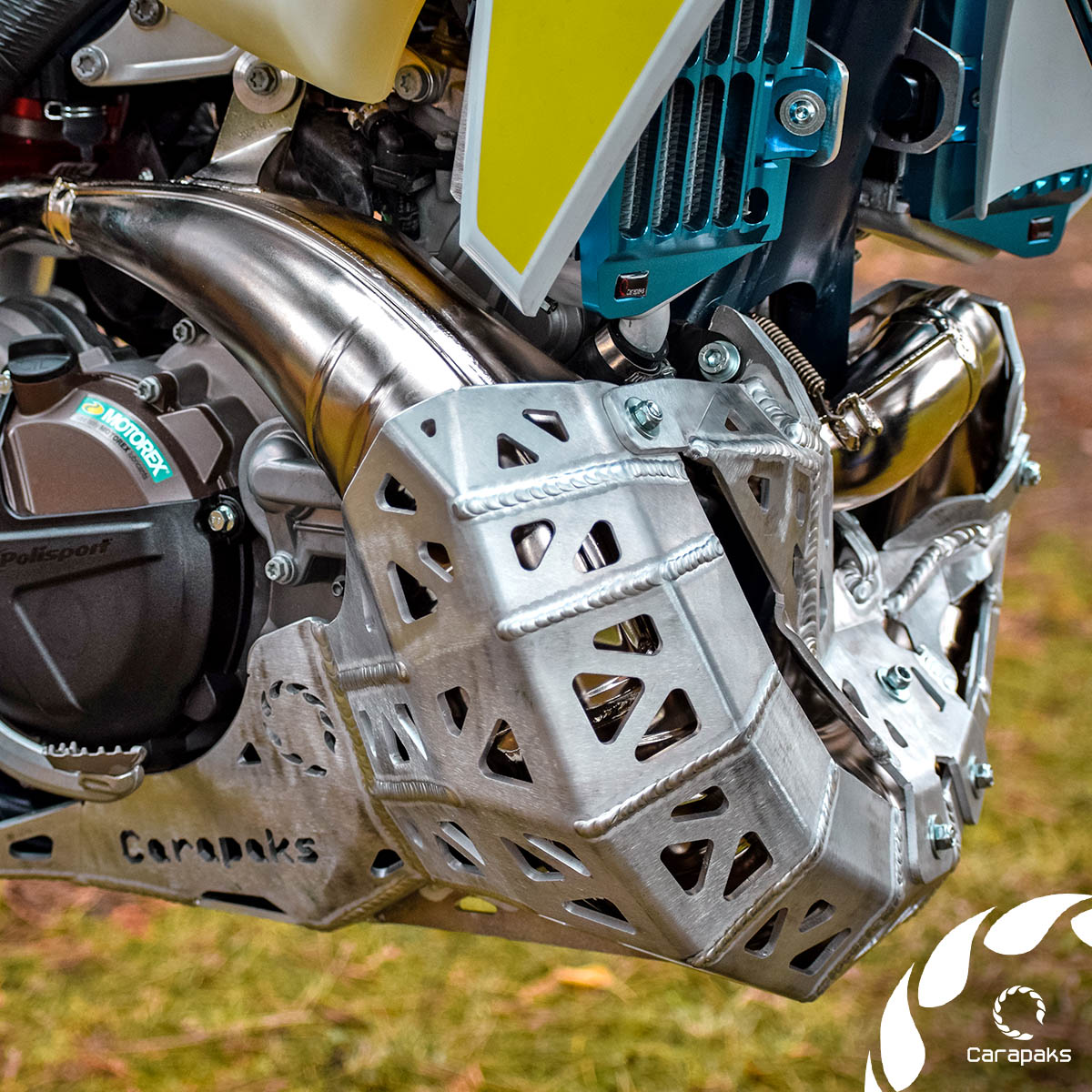 กันแคร้ง Carapaks HUSQVARNA 250/300 2020‑2023 ORGINAL EXHAUST (OEM)