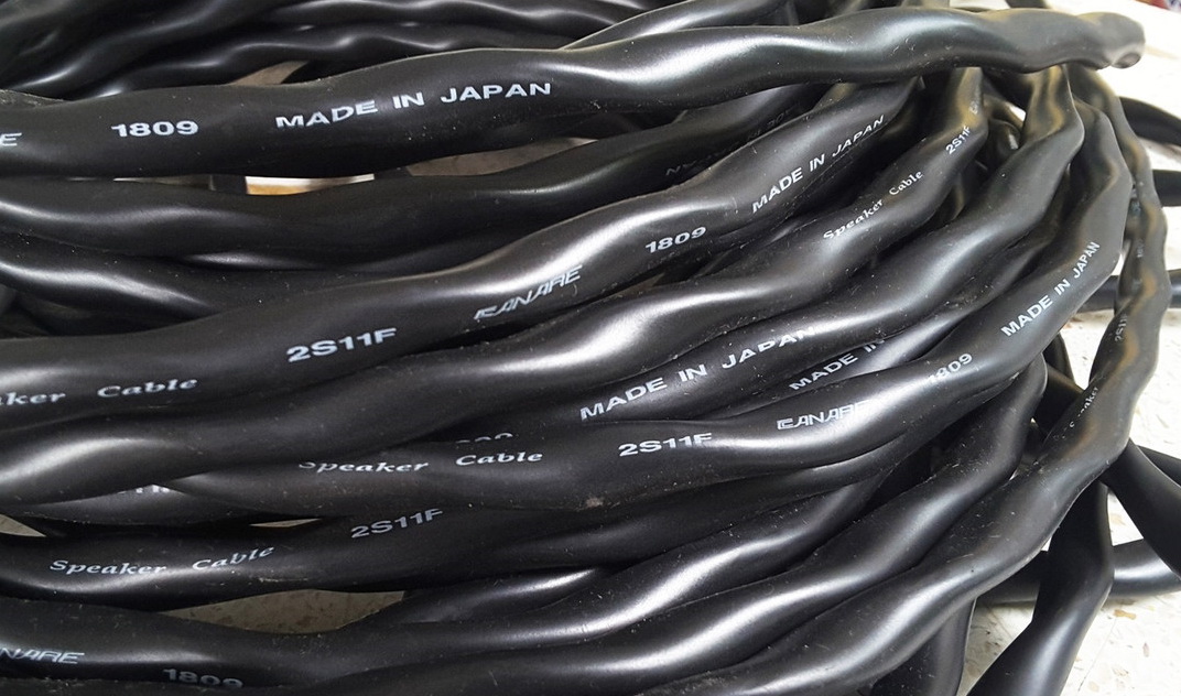 Canare Canare 2S11F 2-Conductor Speaker Cable สายลำโพงคานาเร่ รุ่น 2S11F สายลำโพง 2 ไส้ ขนาด 12AWG 2S11F