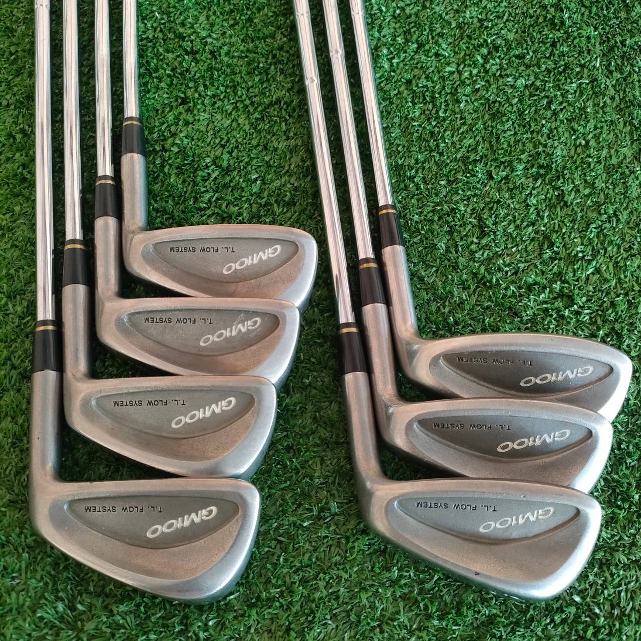 ชุดเหล็ก MIZUNO GM100 T.L.FLOW SYSTEM มีเหล็ก 5-9 เเละ PW SW ก้าน GM100 FLEX R MADE IN JAPAN ชุดเหล็กสุดนุ่ม ตีง่าย ตีสบายครับ และยังให้สปินได้เต็มที่ครับ ของญี่ปุ่นมั่นใจได้เลยครับ