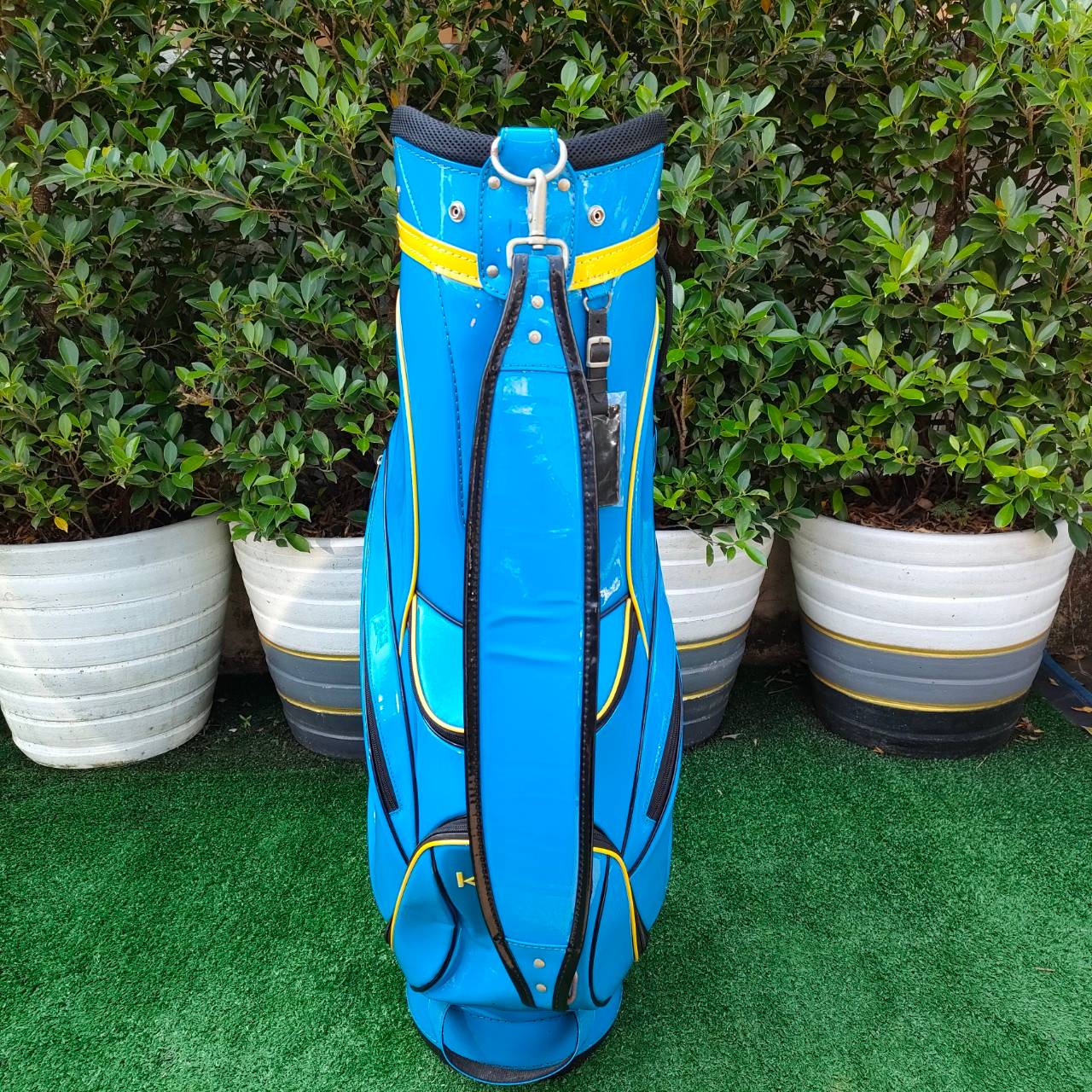 ถุงกอล์ฟ KASCO PROFESSIONAL MODEL มือสอง สภาพสวยเดิม หนังแก้วสีฟ้า ราคาพิเศษที่สุดแน่นอน!!!