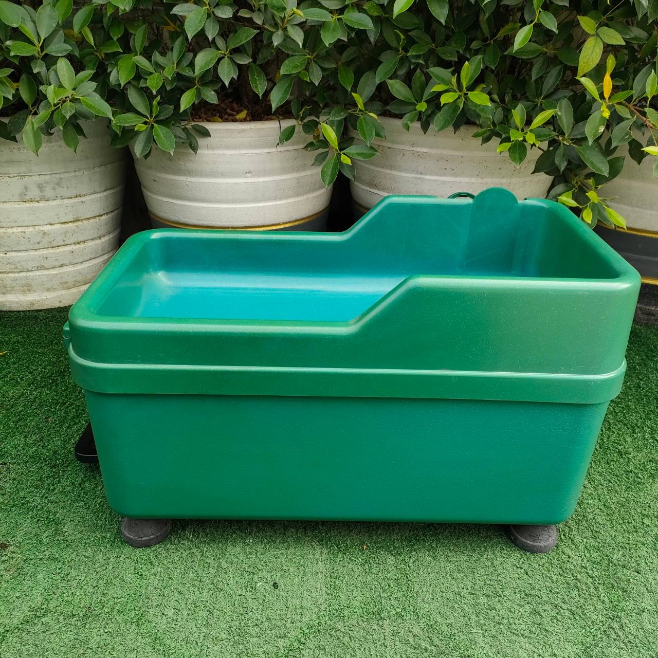 เครื่องจ่ายลูกกอล์ฟมือสอง สภาพสวยมากเดิมๆ แข็งแรงครับ ใช้ซ้อมที่บ้าน คู่กับพรมไดร์ฟ เต๊นไดร์ฟได้เลยครับ