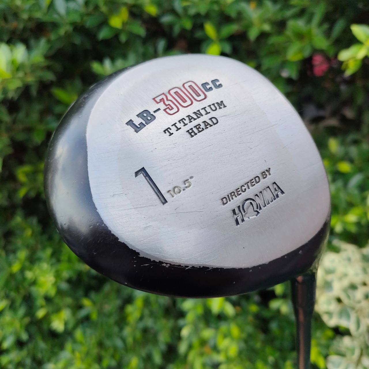 DRIVER HONMA LB-300 CC TITTANIUM HEAD องศา 10.5 ก้าน NEW FEATHER WEIGHT FLEX R-1 **ก้านระดับ 2 ดาว** ก้านดีสุดขีด!! เป็นหัว TITANIUM สุดพรีเมี่ยม!! ไม้กอล์ฟมือสอง ของแท้ BY NakaraLuxurious