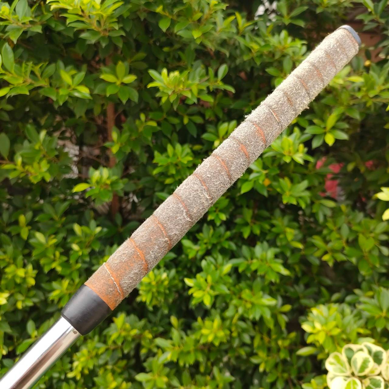 PUTTER ODYSSEY WHITE HOT #2 ความยาว 34 นิ้ว ก้าน ODYSSEY WHITE HOT ทรงสแตนดาร์ด หน้านุ่ม พัตต์ฟีลลิ่งดีมากๆ ไม้กอล์ฟมือสอง ของแท้ BY NakaraLuxurious