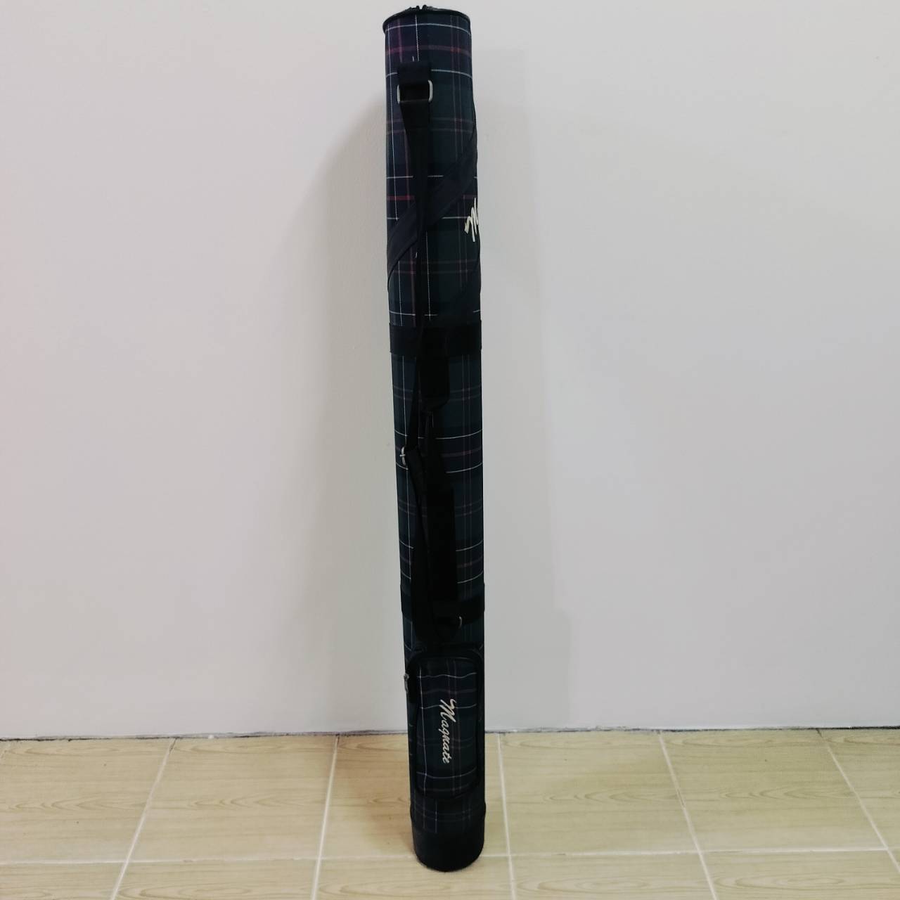 ถุง HALFSET MAGUATE ของแท้ ถุงแบบแข็ง สำหรับซ้อมไดร์ฟ หรือเดินทางก็แข็งแรงมาก จัดชุดเหล็กขึ้นเครื่องบิน หรือรถที่นำถุงกอล์ฟไปตีต่างจังหวัด ประหยัดเนื้อที่มากเลยค่ะ