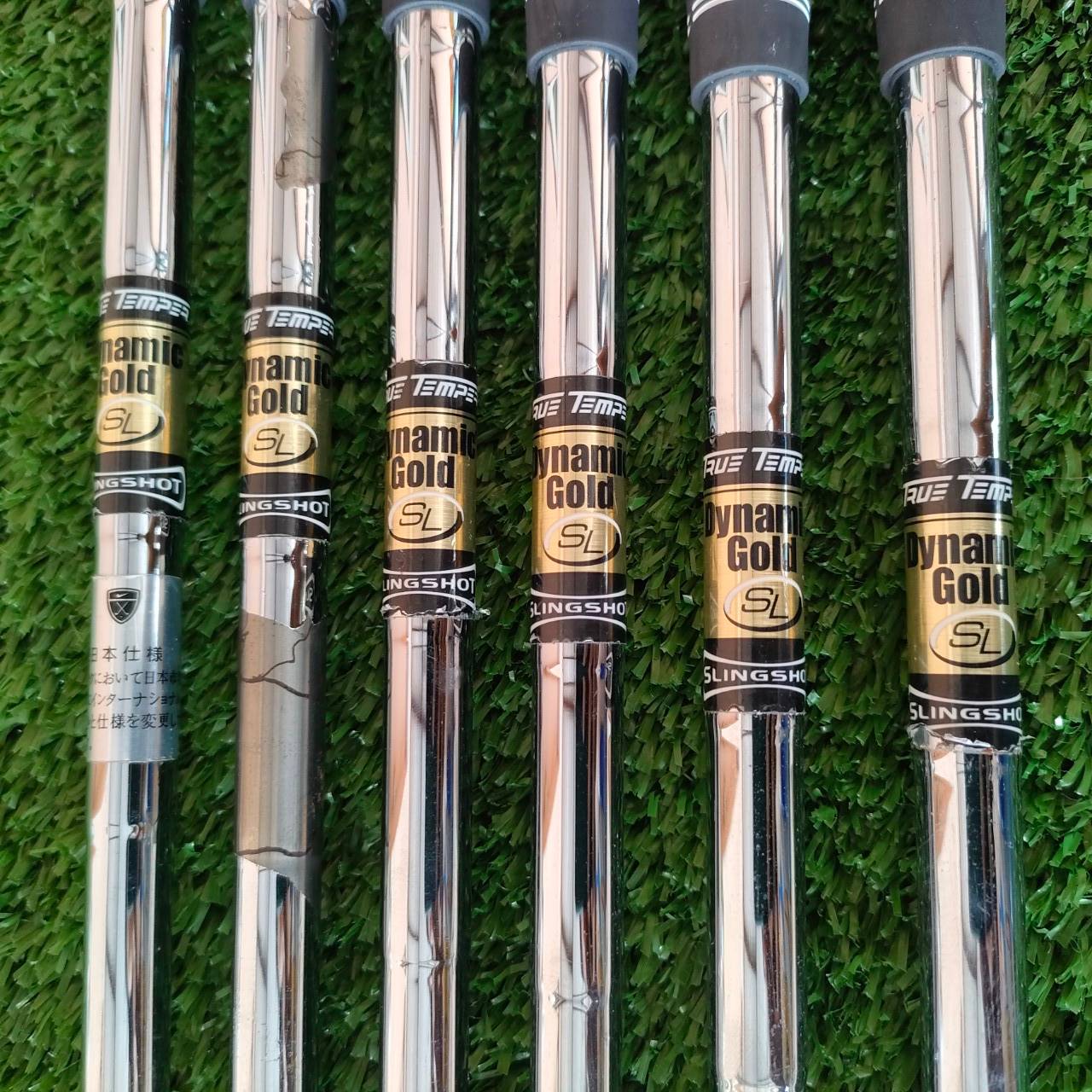 ชุดเหล็ก NIKE SLINGSHOT TOUR มีเหล็ก 5-9 เเละ PW ก้าน DYNAMIC GOLD SL R300