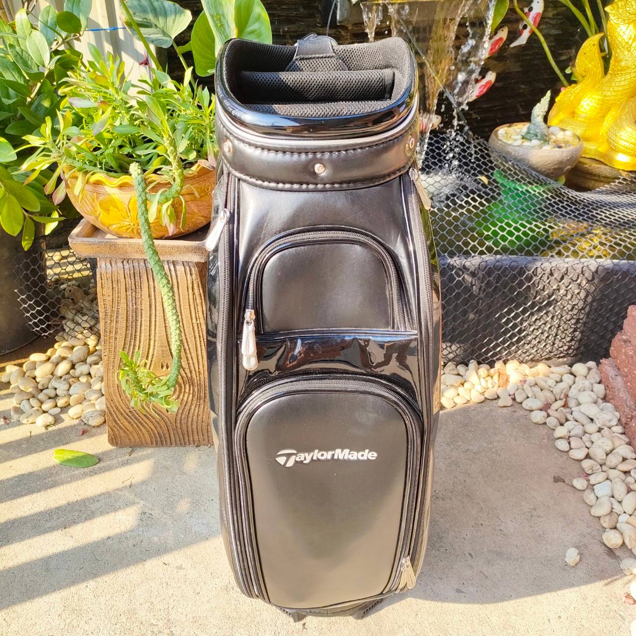 ถุงกอล์ฟ TAYLORMADE มือสอง * COVER เเทน * ถุงของแท้ พรีเมี่ยม ไม้กอล์ฟพรีเมี่ยมมือสอง By NakaraLuxurious