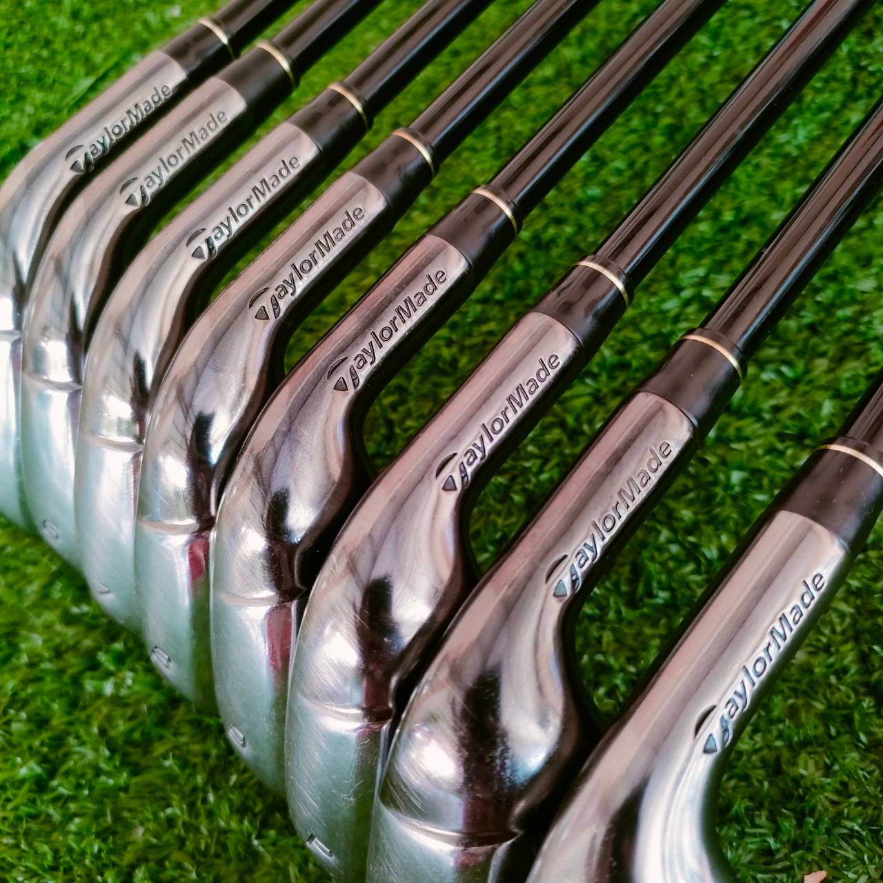 ชุดเหล็ก TAYLORMADE BURNER มีเหล็ก 5-9 เเละ PW AW SW ก้าน RE*AX SUPERFAST FLEX R ตีง่าย ตีไกล และตีมันส์!! ไม้กอล์ฟมือสอง ของแท้ BY NakaraLuxurious
