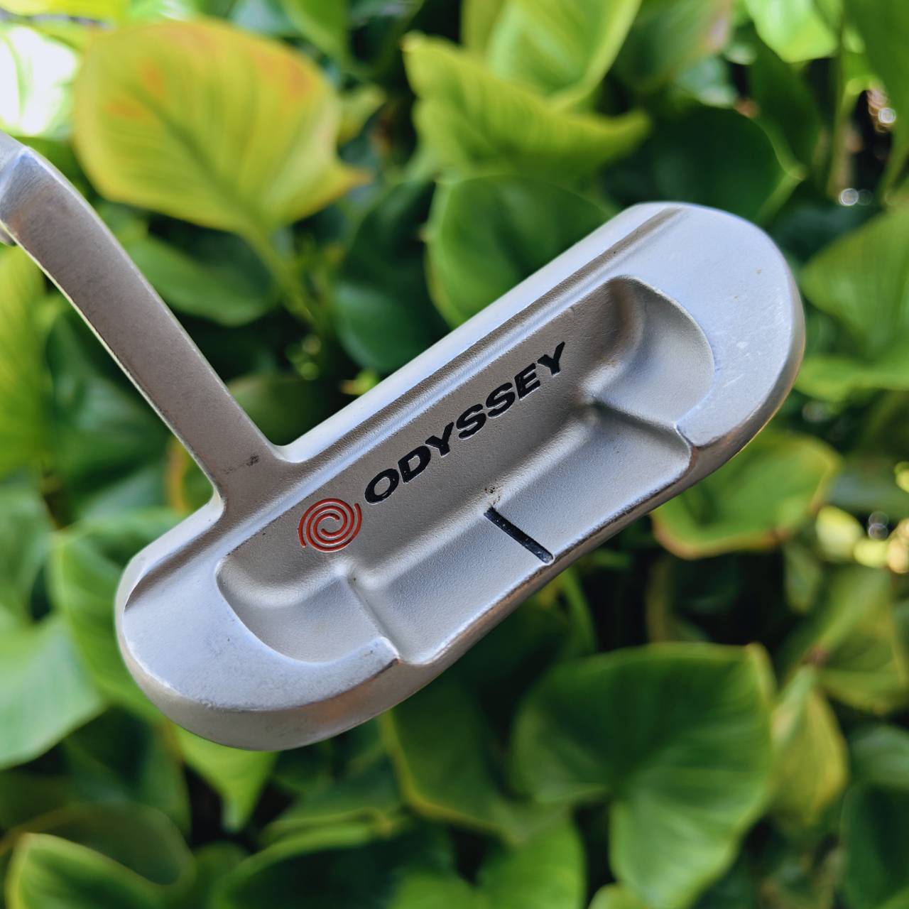 Putter Odyssey White Hot #4 (Mallete Style) — ช่วยให้จัดแนวง่าย ลดการสะบัดของมือ