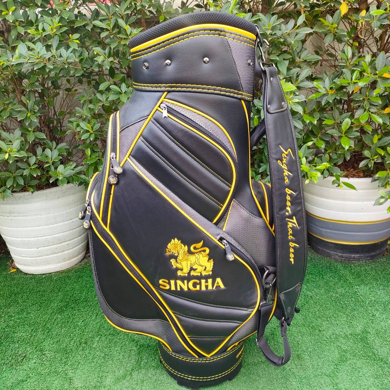 ถุงกอล์ฟ SINGHA มือสอง ** ถุงกอล์ฟ มีตำหนิ ทีดึงชิฟ หัก 2 จุด มีรูปให้ชมท้ายสุดค่ะ ** ถุง TOUR ใบใหญ่ ใช้ดีมาก