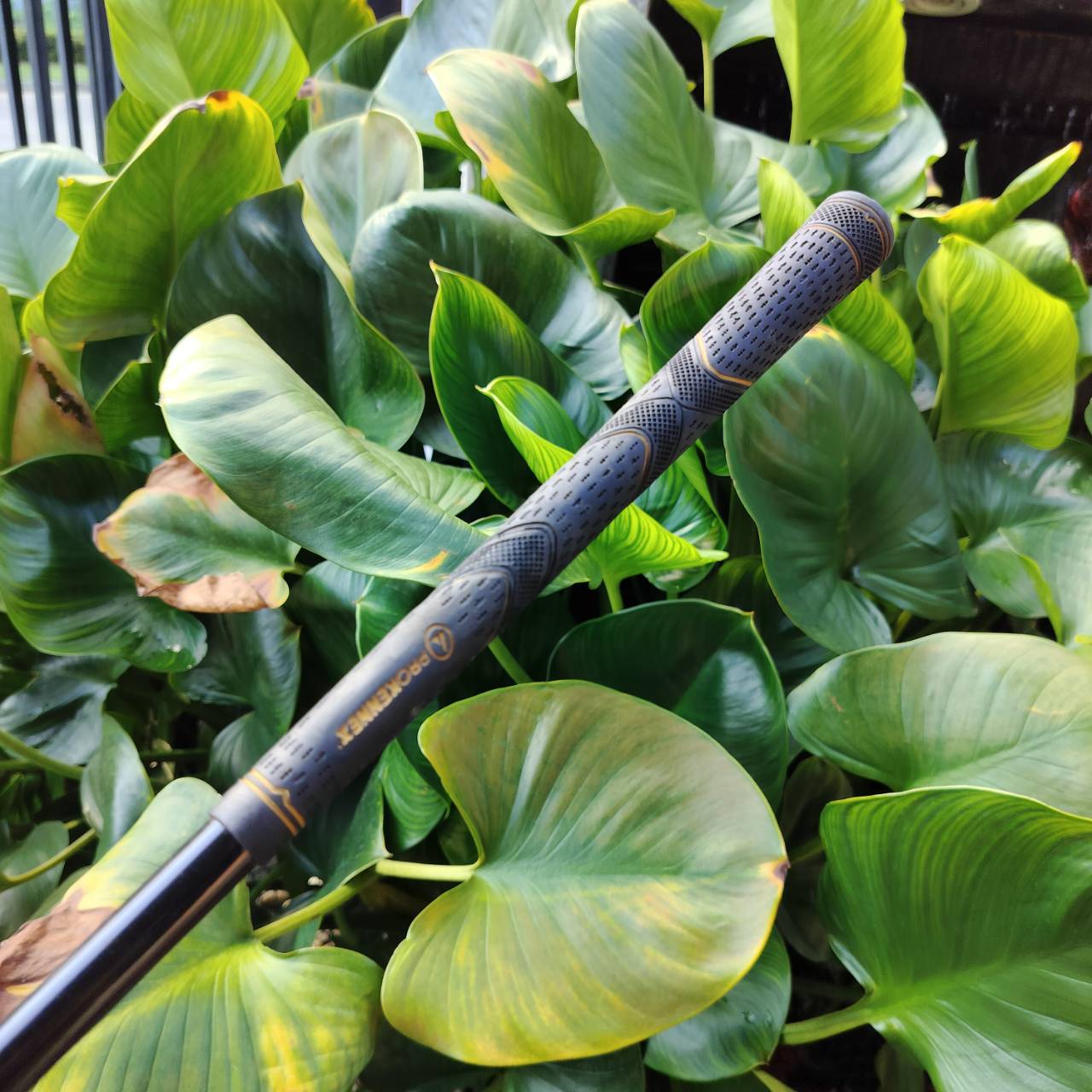 ไม้กอล์ฟครบชุด PRO KENNEX GRAND CANYON สภาพสวยงาม ให้ไม้มาได้ครบเครื่องมากๆ ดีทุกไม้ ถุงกอล์ฟ PROKENNEX เดิมตรงรุ่น และมี COVER ให้ครบทั้งชุดค่ะ ไม้กอล์ฟพรีเมี่ยมมือสอง ของแท้ By NakaraLuxurious