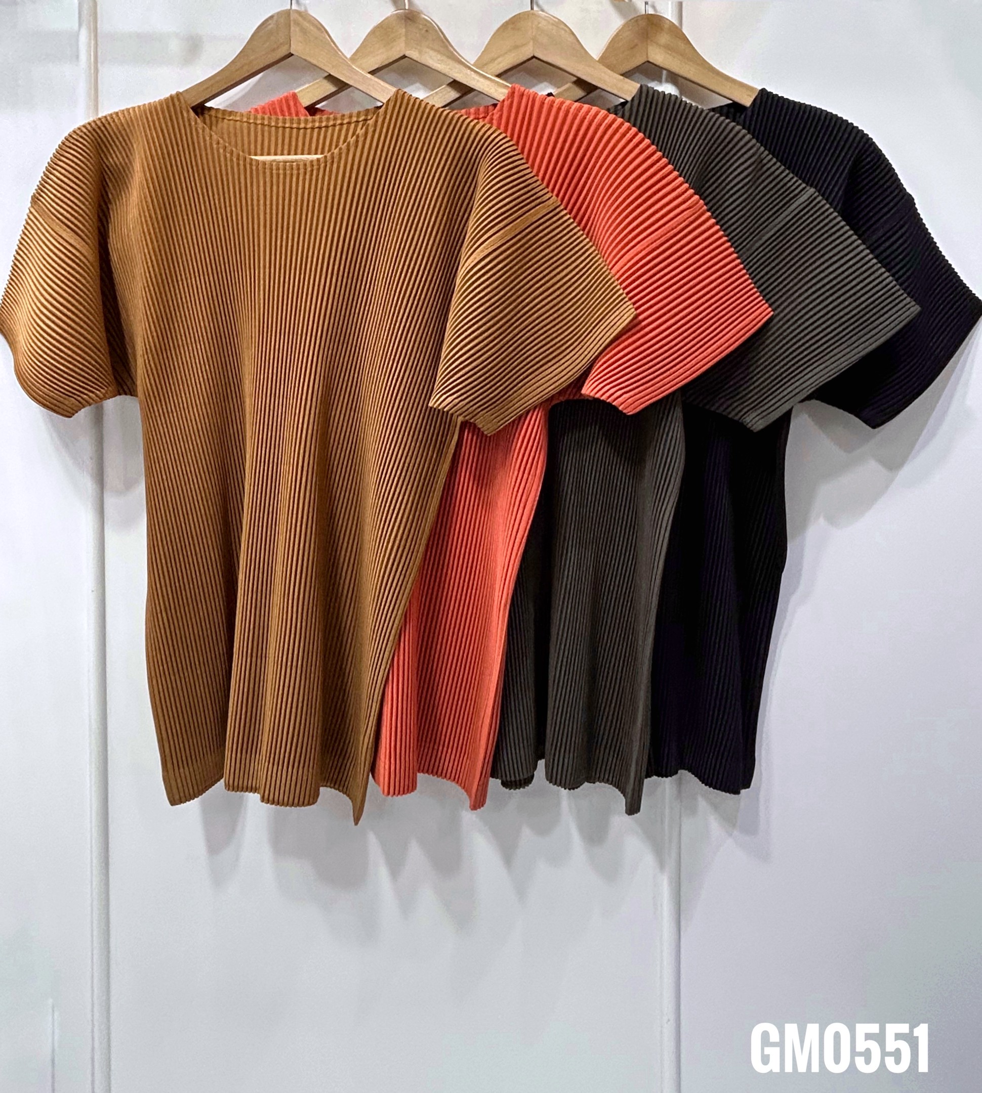 UNISEX 2MUAY รุ่น GM0551 เสื้ออัดพลีท THICK ROUND NECK PLEATED TOP 4 สี FREE SIZE