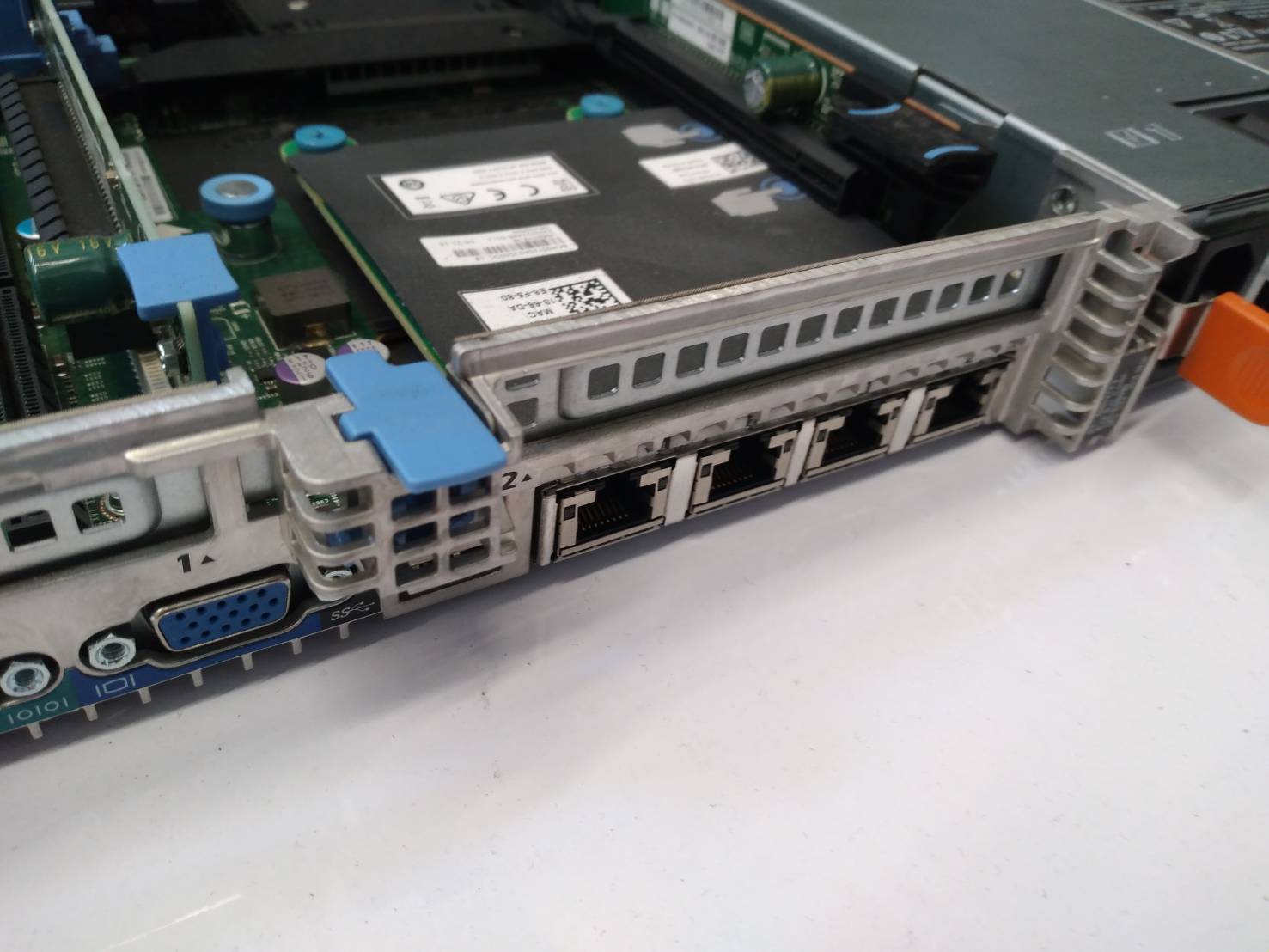 Sever ที่แกร่งที่สุด Dell Server R630