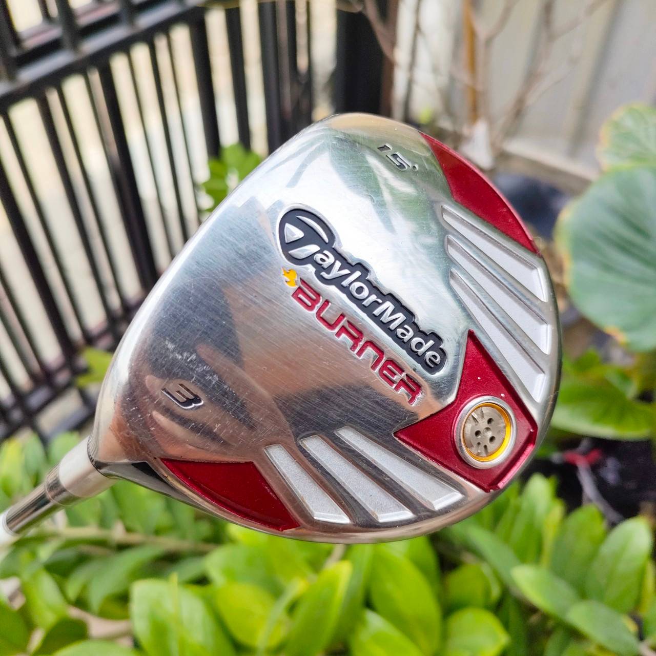 ** ไม้กอล์ฟสำหรับท่านที่ถนัดซ้าย ** FW3 TAYLORMADE BURNER องศา 15 ก้าน RE*AX SUPERFAST FLEX R กระดองเคฟล่า ดีไซน์เป็นตัว V ทำให้ชดเชยความผิดพลาดได้สูงมาก ไม้กอล์ฟมือสอง ของแท้ BY NakaraLuxurious