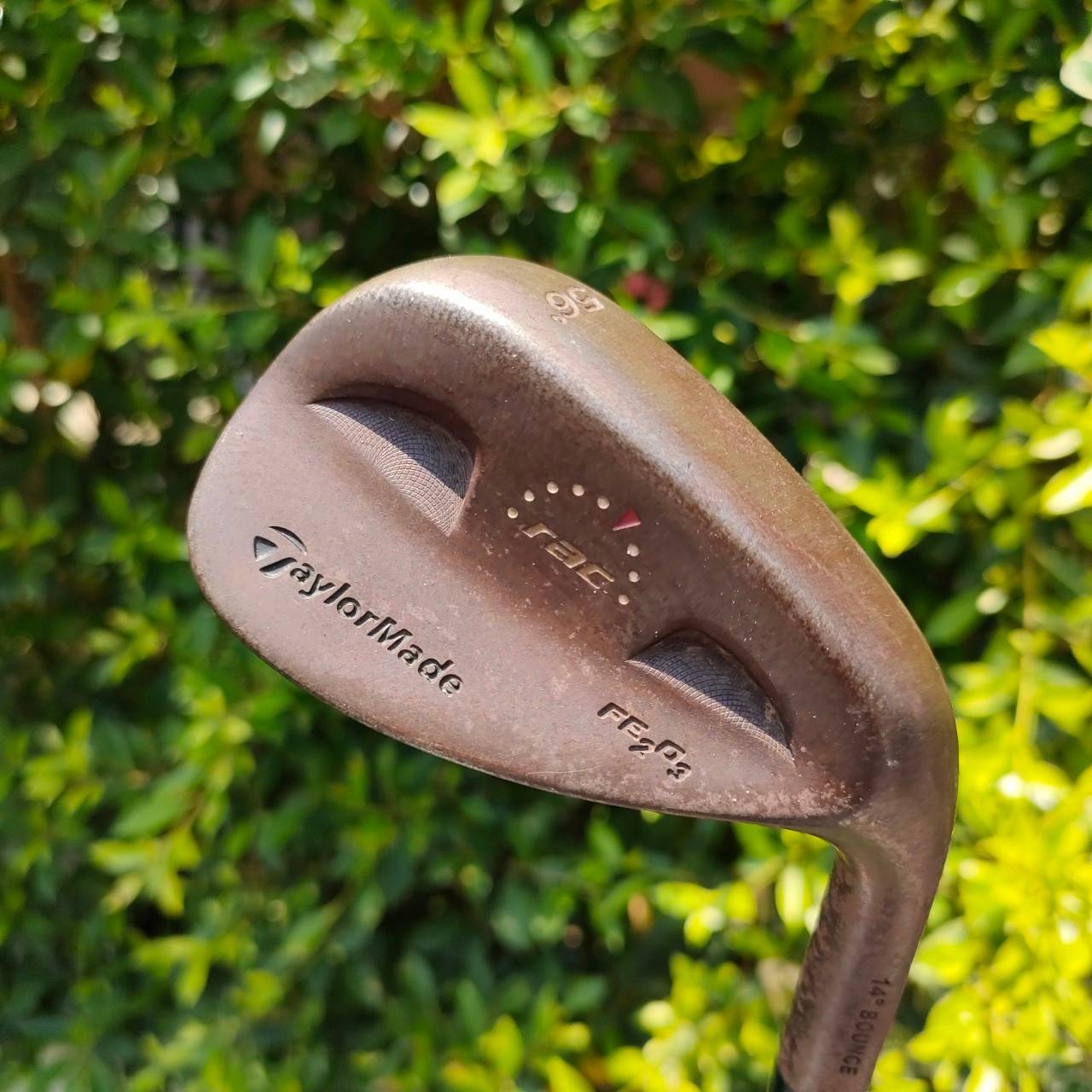 WEDGE TAYLORMADE RAC FE2 D3 RAC FE2 O3 สุดยอดของสุดยอดวัสดุ องศา 56 BOUNCE 4 ก้าน DYNAMIC GOLD S200 ก้านแม่นๆ ลดสั่น ร่องคมจัด วัสดุแบบสุดๆ ทั้งนุ่มๆ เทพๆครับ