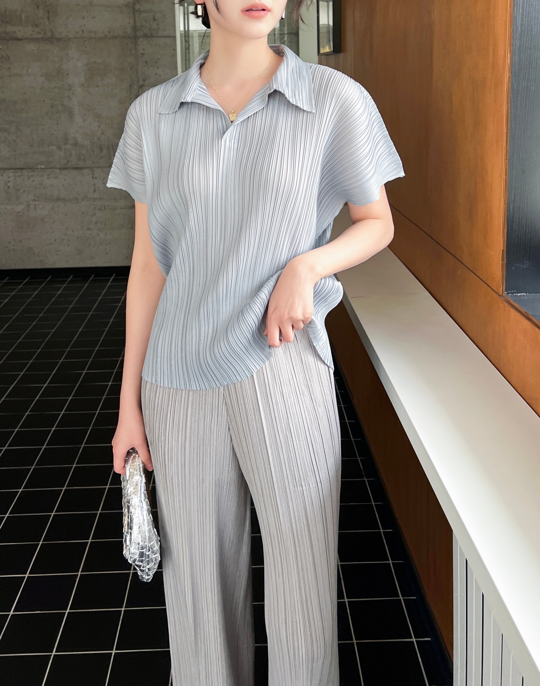 2MUAY รุ่น GJO3969 เสื้ออัดพลีทคุณภาพ BAT SLEEVE COLLAR PLEATED TOP 8 สี FREE SIZE