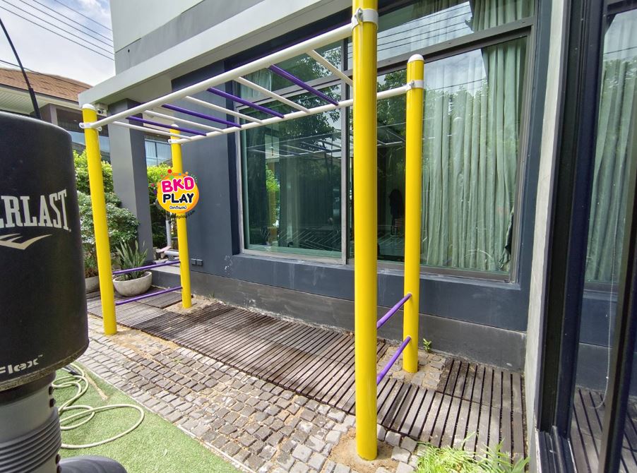 เครื่องออกกำลังกายกลางแจ้ง ชุดอุปกรณ์ บริหารแขน หน้าอก หัวไหล่ แบบบาร์โหน เหนือศรีษะ สำหรับผู้ใหญ่ เด็กโตเล่นได้ ลานกีฬา อเนกประสงค์ สนามกีฬา ผลิตในไทย 10-20 วัน