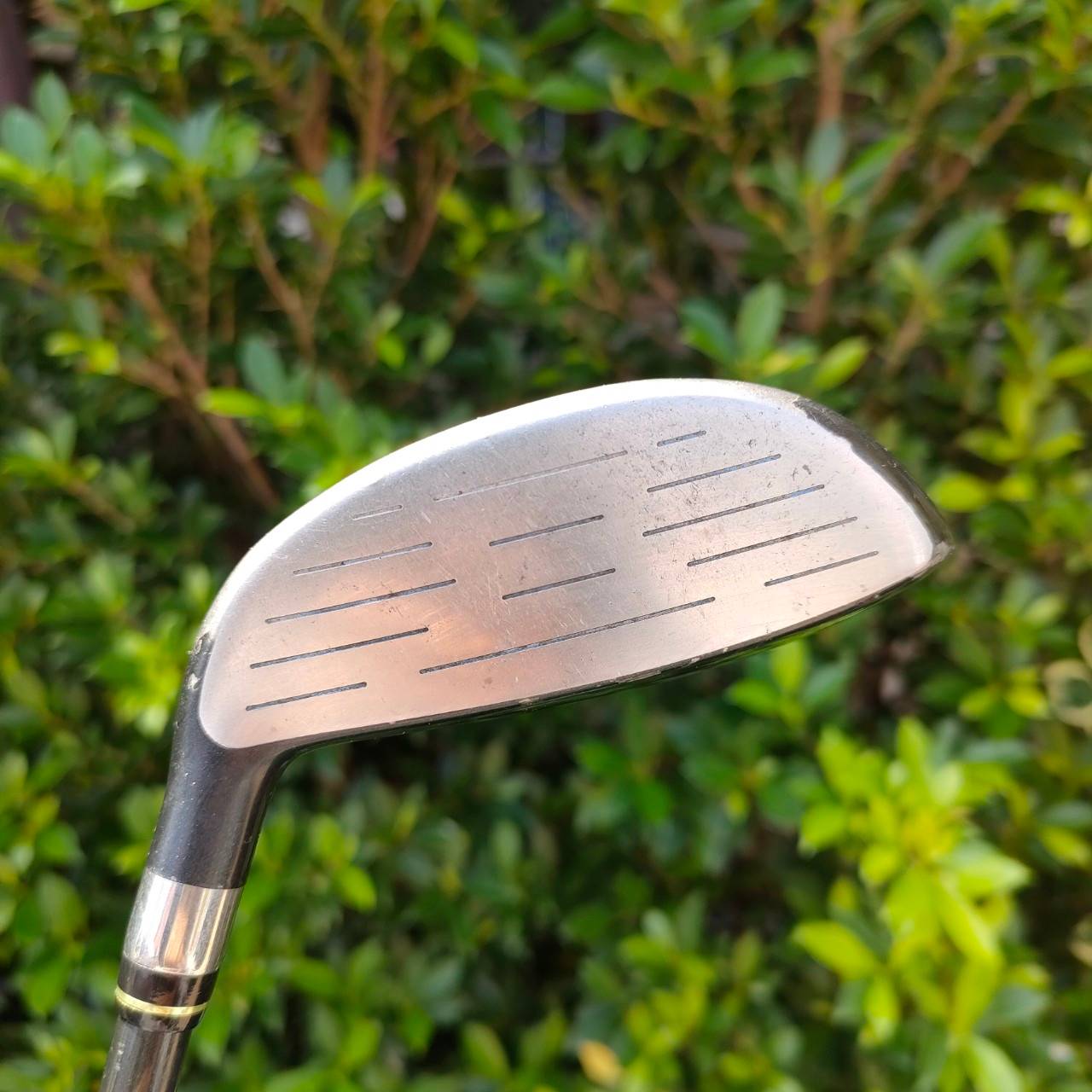 FW4 PRGR 513ER ก้าน OPTIMIZED FLEX BALANCE ระยะเกือบเท่าหัวไม้ 3 แต่องศาเปิดกว่า ทำให้ตีง่ายกว่ามากๆ ตีไกลกว่า FW5 เยอะ พรีเมี่ยมญี่ปุ่นครับ