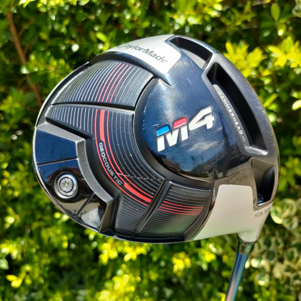 DRIVER TAYLORMADE M4 องศา 9.5 ก้าน DIAMANA FLEX S โมใส่ก้าน DIMANA ตัวนี้ราคาเป็นหมื่น เลข 4 ตีง่าย และตีไกล ดุดันมากครับ กระดองเคฟล่าทั้งชิ้น กระดองเด้ง หน้า TWIST FACE สุดของสุด COVER เดิมๆ สภาพสวยครบ