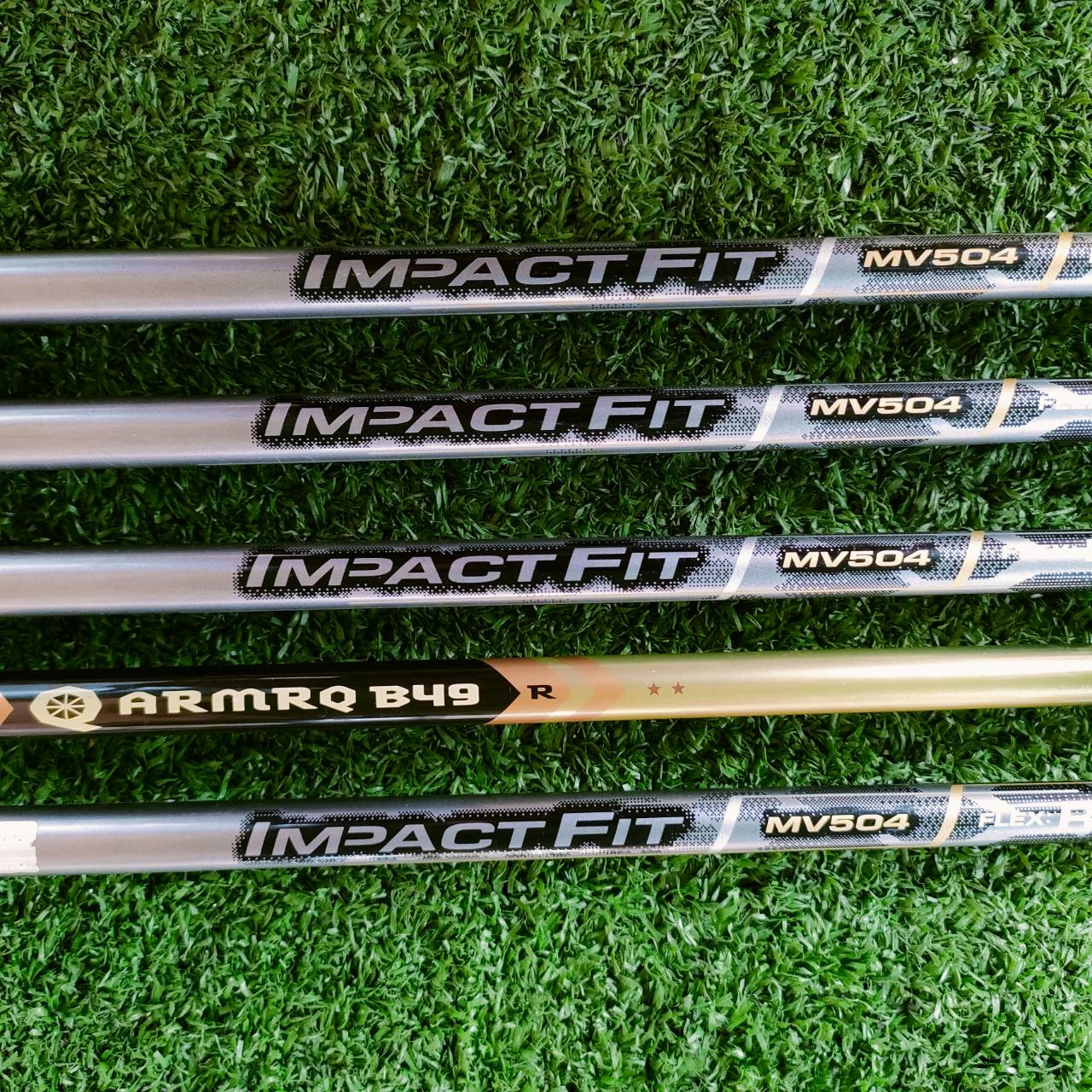 ชุดเหล็ก MARUMAN SHUTTLE NX1 มีเหล็ก 6 - 9 เเละ PW กริพ IOMIC ทั้งชุด ก้าน IMPACTFIT MV504 FLEX R ชุดเหล็กตีไกลมากๆ แม่นยำ ตกหยุดบนกรีน ไม้กอล์ฟพรีเมี่ยมมือสอง ของแท้ By NakaraLuxurious