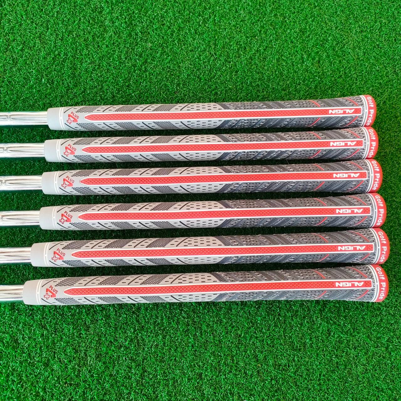 ชุดเหล็ก SRIXON ZX4 มีเหล็ก 5 - 9 เเละ PW ก้าน N.S.PRO ZELOS 8 FLEX S ชดเชยความผิดพลาดอย่างทรงพลัง โครงสร้างแบบ Hollow พร้อมด้วย รูปลักษณ์ที่เพียวบางและมีความโฉบเฉี่ยว