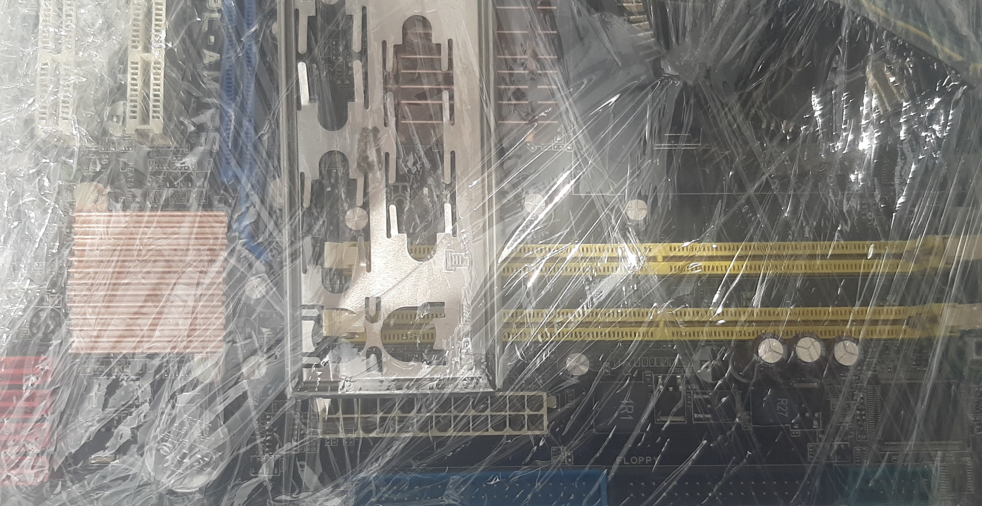 เมนบอร์ด มือสอง ประกันร้าน 15 วัน ASUS P5KPL-AM/PS Socket 775 พร้อมฝาหลัง