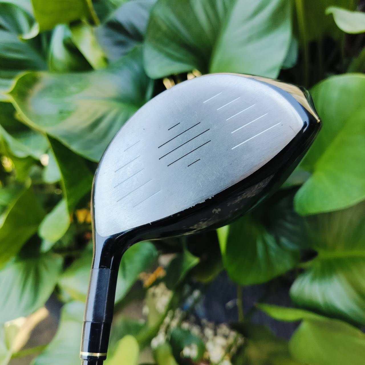DRIVER TAYLORMADE TOUR BURNER องศา 10.5 ก้าน FUJIKURA RE*AX FLEX R เป็นรุ่นที่ตีดีมากๆ วางน้ำหนักไว้ดีมาก ไม้กอล์ฟพรีเมี่ยมมือสอง ของแท้ By NakaraLuxurious