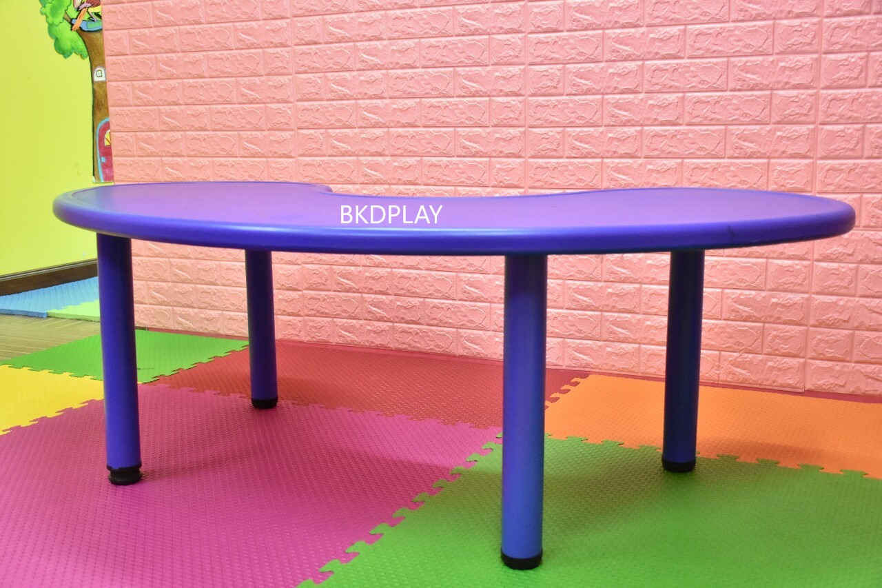 โต๊ะทรงถั่ว โต๊ะเสี้ยวเสี้ยว โต๊ะเรียนพลาสติก เด็กอนุบาล ขาเหล็ก ราคาโรงงาน พร้อมส่ง คิดค่าส่งตามจริงKF-0051