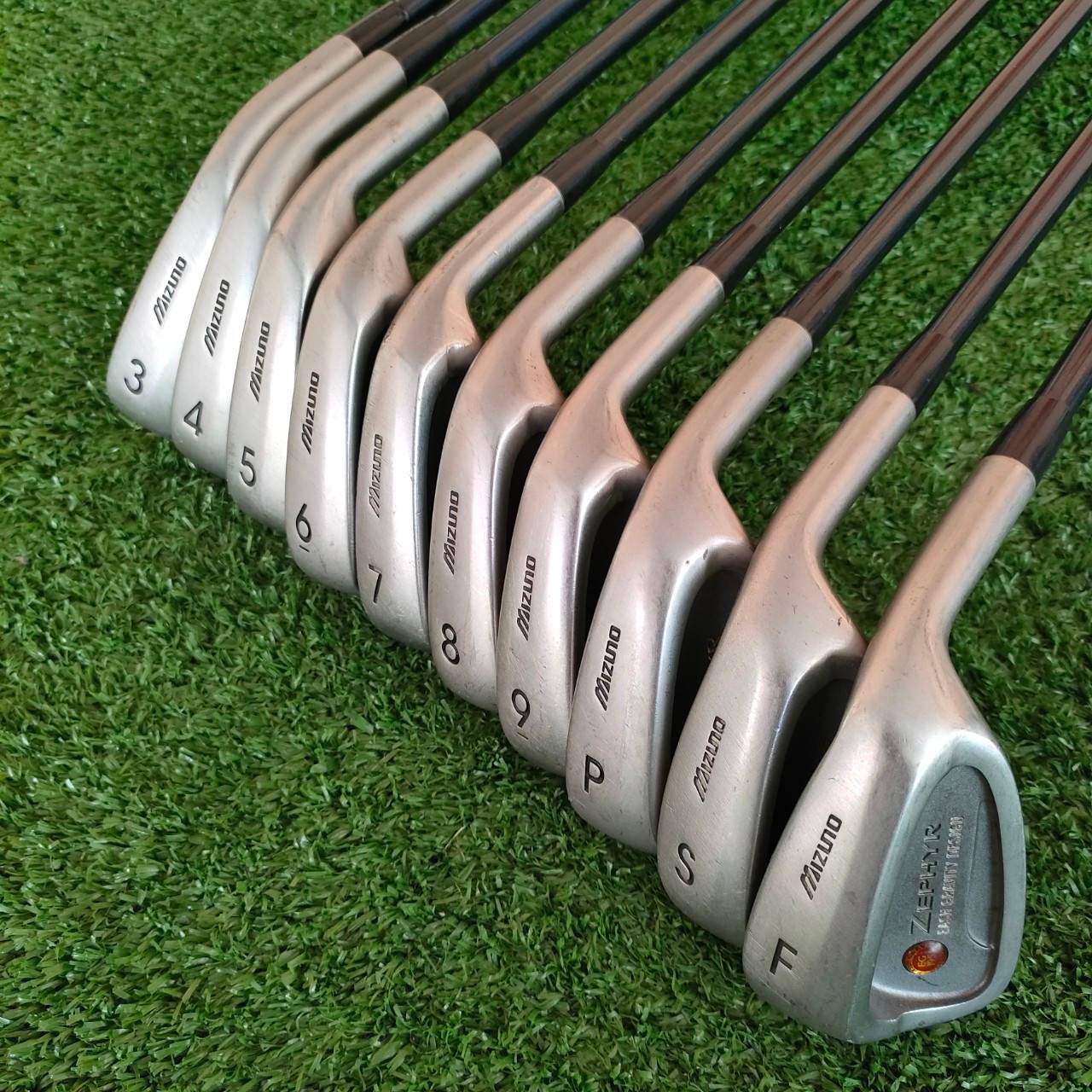 ** ไม้กอล์ฟสำหรับผู้หญิง ** ชุดเหล็ก MIZUNO ZEPHYR มีเหล็ก 3-9 เเละ PW SW F ก้าน TF-2740 FLEX L MADE IN JAPAN ทั้งเบา นุ่ม และระยะดี คุณผู้หญิงที่ต้องการชุดคุณภาพ และราคาแบบสบายๆ ชุดนี้พลาดไม่ได้ ของญี่ปุ่น แท้ๆ ดีกว่ามากๆครับ