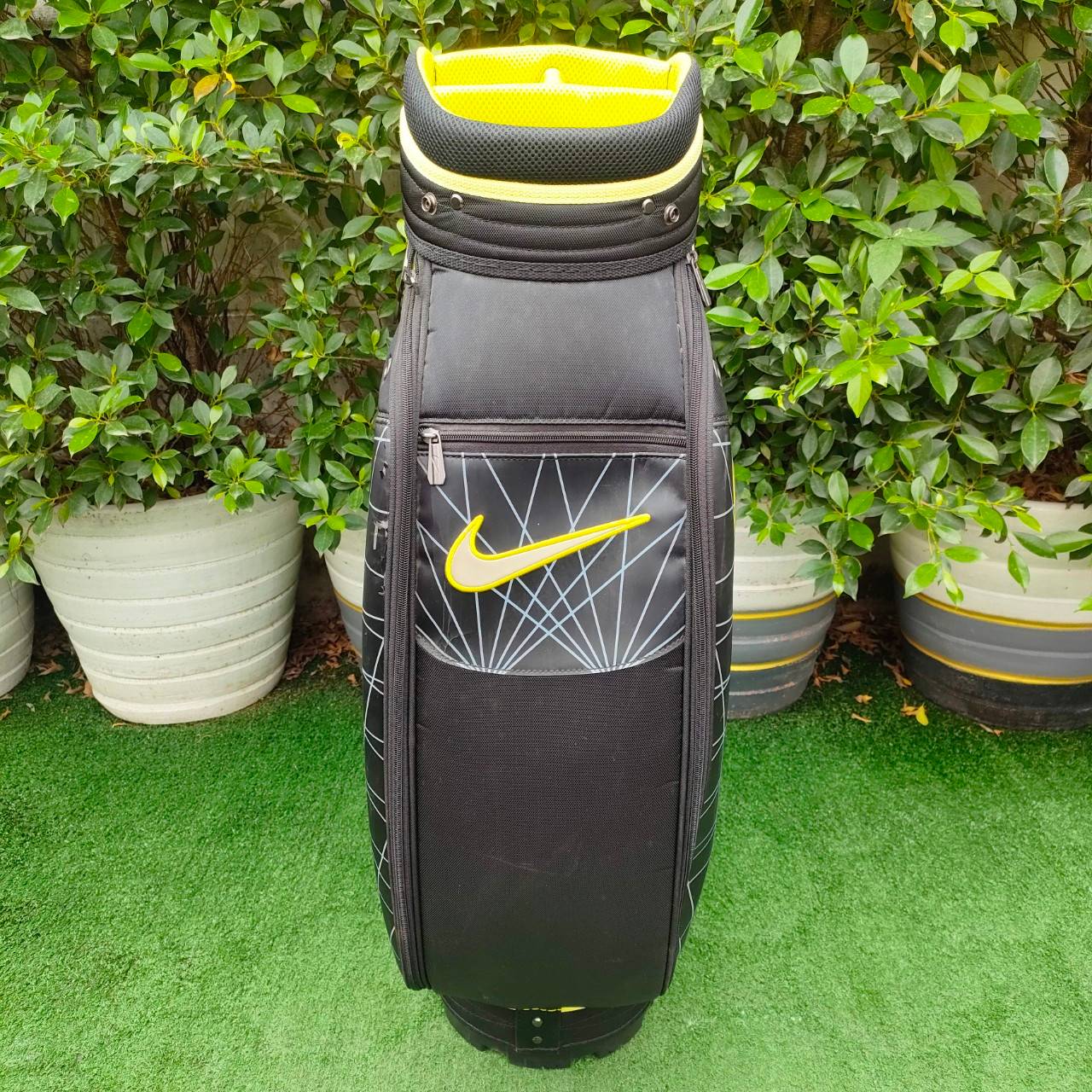 ถุงกอล์ฟ NIKE มือสอง สีสวยมาก เท่มากๆ