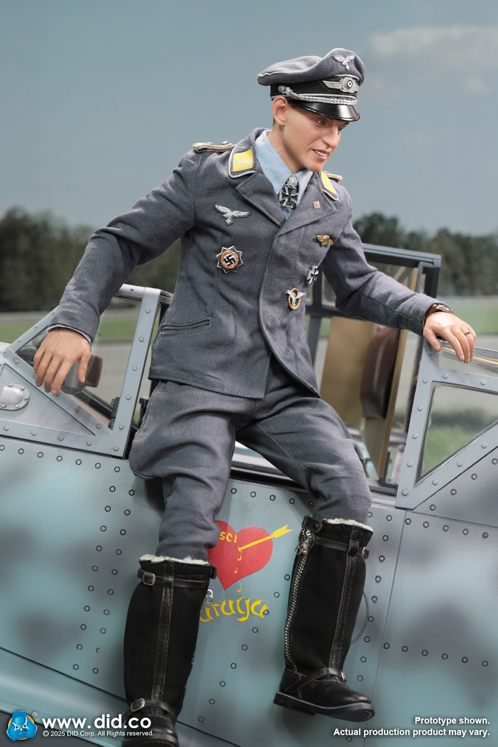 [สั่งจอง] DID 1/6 : WWII German - D80190 : Luftwaffe Ace Pilot – Erich Hartmann