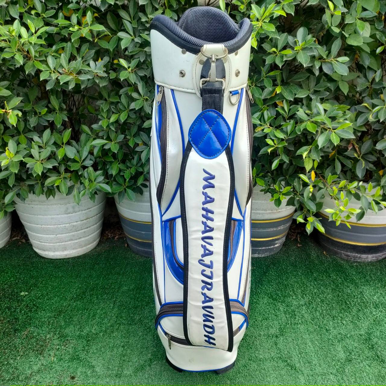 ถุงกอล์ฟ MAHAVAJJRAVUDH มือสอง ** เเป๊กติดคอพเวอร์ หลุด 1 จุด ** ถุงสวย ถุง TOUR ใบใหญ่ 9 นิ้ว