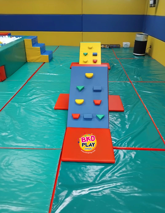 ภูเขา2ลูกอุโมงค์ปีนป่าย, ปีนป่ายเข้ามุม ปีนป่ายนุ่ม สไลเดอร์นุ่ม เบาะนุ่มนิ่ม, soft play, indoor playground ของเล่นเสริมพัฒนาการ เครื่องเล่นสนามในร่ม Kid Zone