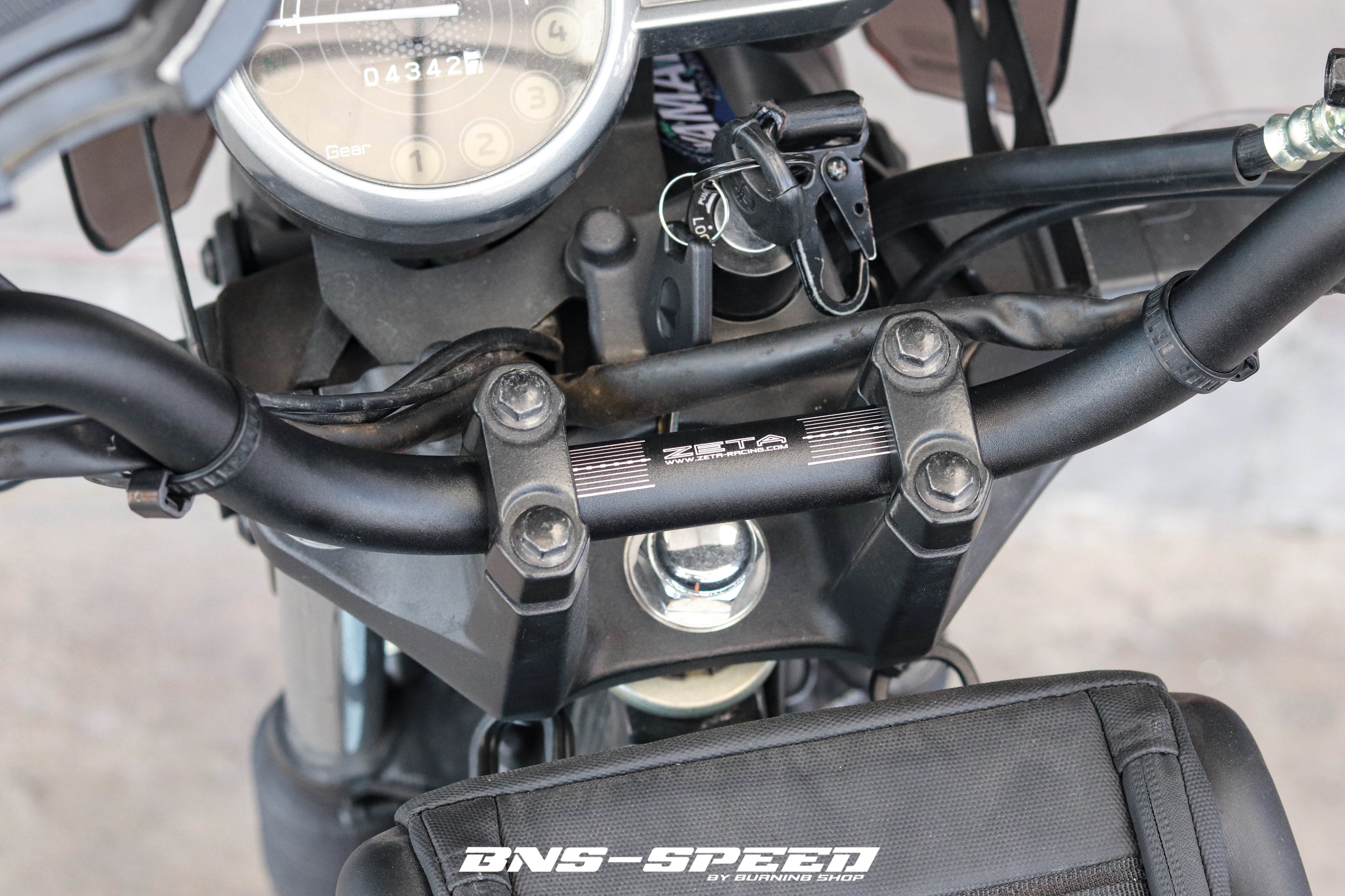 แฮนด์ ZETA Specialized Handlebar Cross Cub 110 / CT125 / Yamaha PG-1