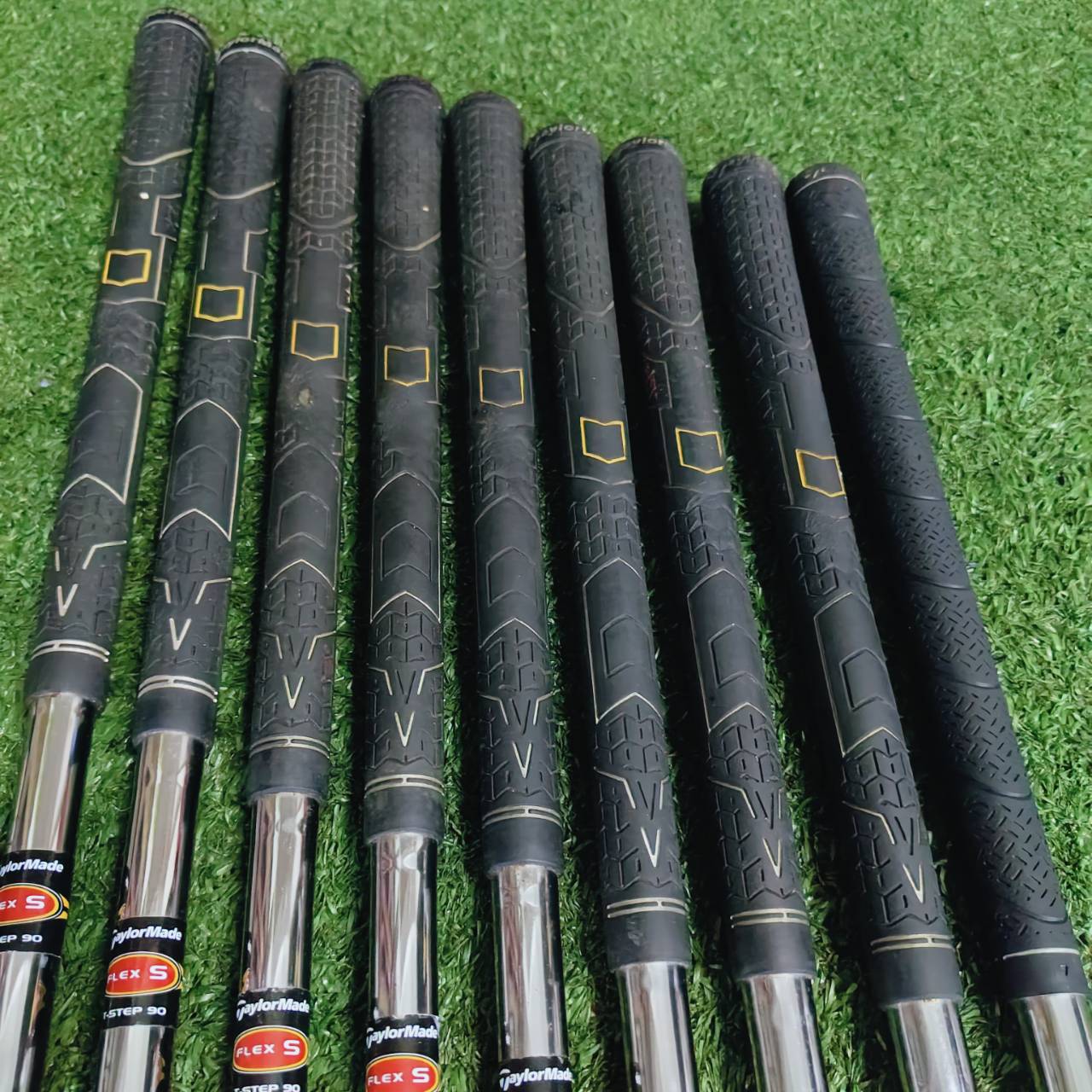 ชุดเหล็ก TaylorMade r7 – ตีง่าย ฟีลดี เพิ่มสปีดแม้ตีไม่โดนกลางหน้าไม้!