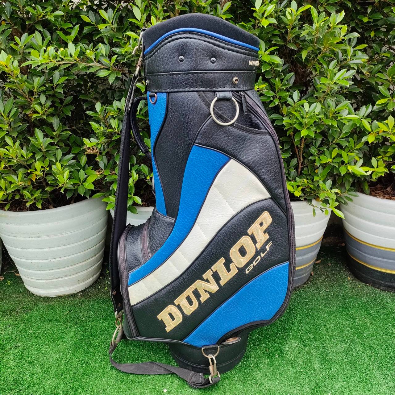 ถุงกอล์ฟ DUNLOP มือสอง เป็นถุงทัวร์ใบใหญ่สภาพสวยเดิมๆครับ