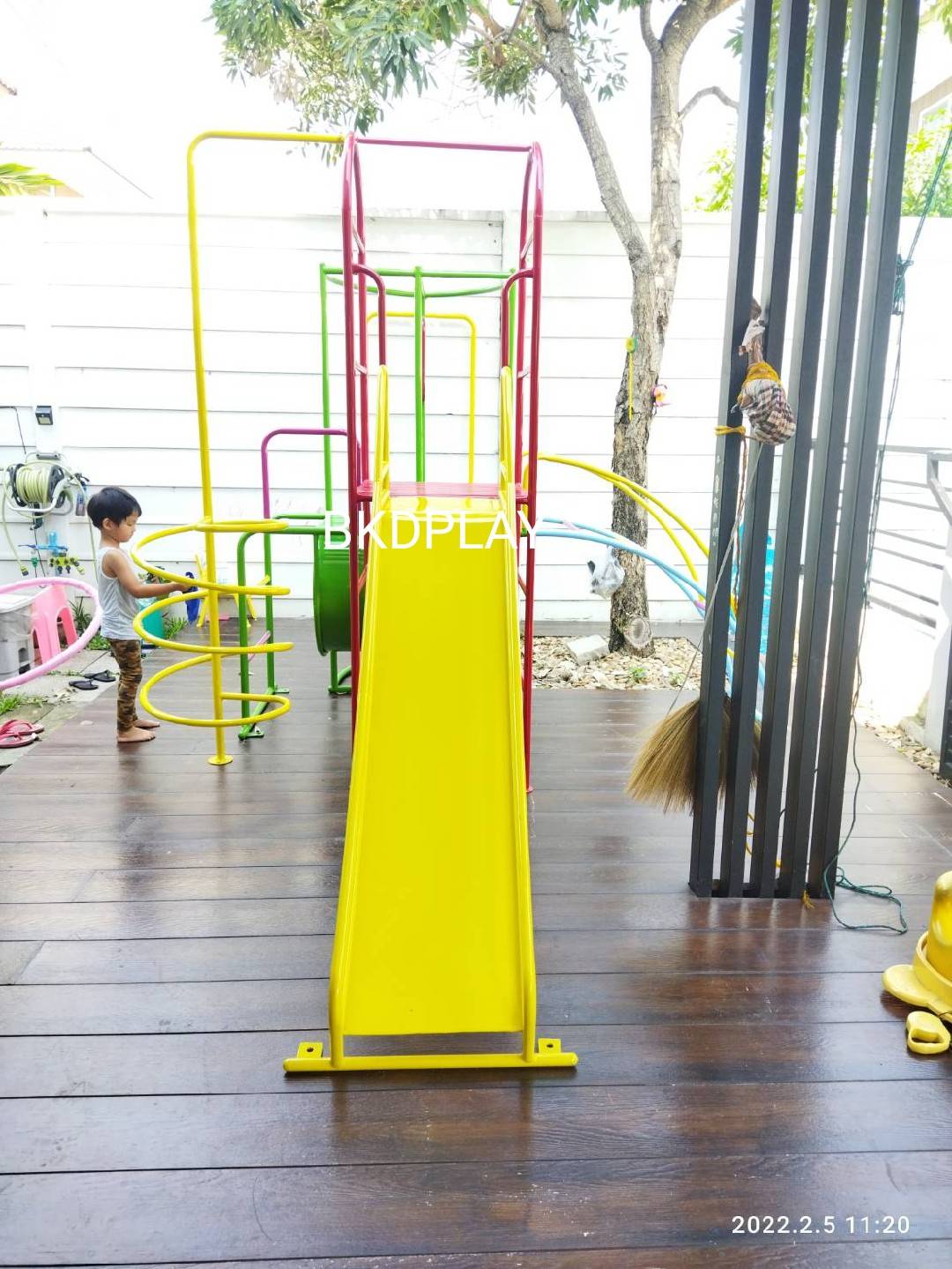 เครื่องเล่นสนามกลางแจ้ง ชุดรวมสไลเดอร์ชิงช้าบาร์โหนยางรถ , ประกอบด้วยสไลเดอร์ชิงช้าปีนป่ายบาร์โหน,ครุภัณฑ์สนามเด็กเล่น, สพฐ,โครงการโรงเรียนประชารัฐ