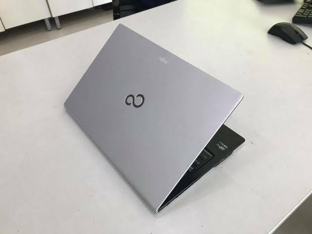 Fujitsu Ulttrabook Lifebook U772/F