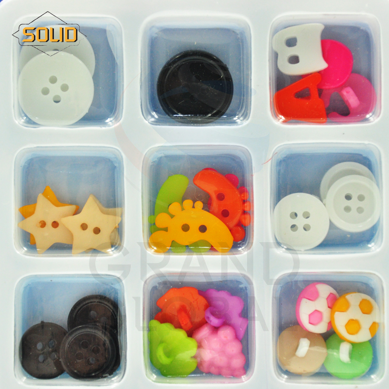 Triple-G ชุดซ่อมเสื้อผ้า เย็บปัก อเนกประสงค์ กระดุมหลากสี เข็มหมุด ด้ายปักเสื้อ ยางยืดรัดเอว เซ็ตสุดคุ้ม