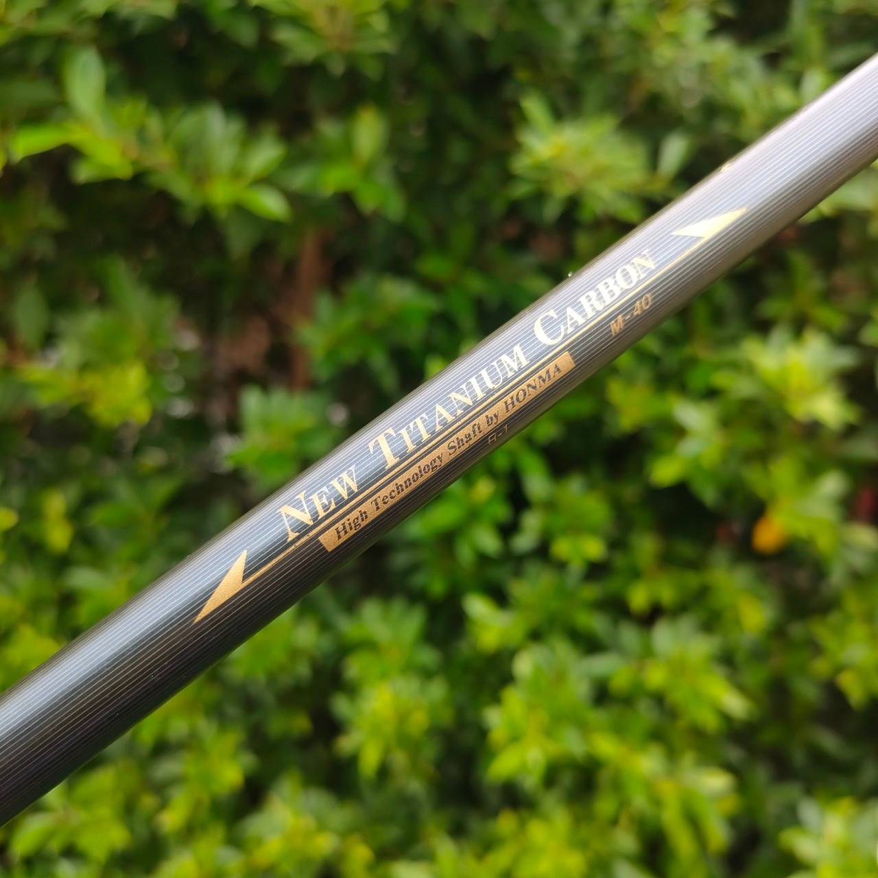 เหล็ก 7 HONMA LB-606 CAVITY BACK ก้าน NEW TITANIUM CARBON M-40 FLEX R1 สุดยอดเหล็กพรีเมี่ยมจาก HIRO HONMA PREMIUM JAPAN SAKATA ตีง่ายตีไกลมาก!! ไม้กอล์ฟมือสอง ของแท้ BY NakaraLuxurious