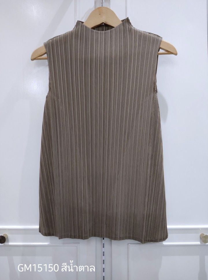 อกถึง48 2MUAY BASIC GM15150 เสื้ออัดพลีท SLEEVELESS HIGH NECK PLEATED TOP 17 สี FREE SIZE