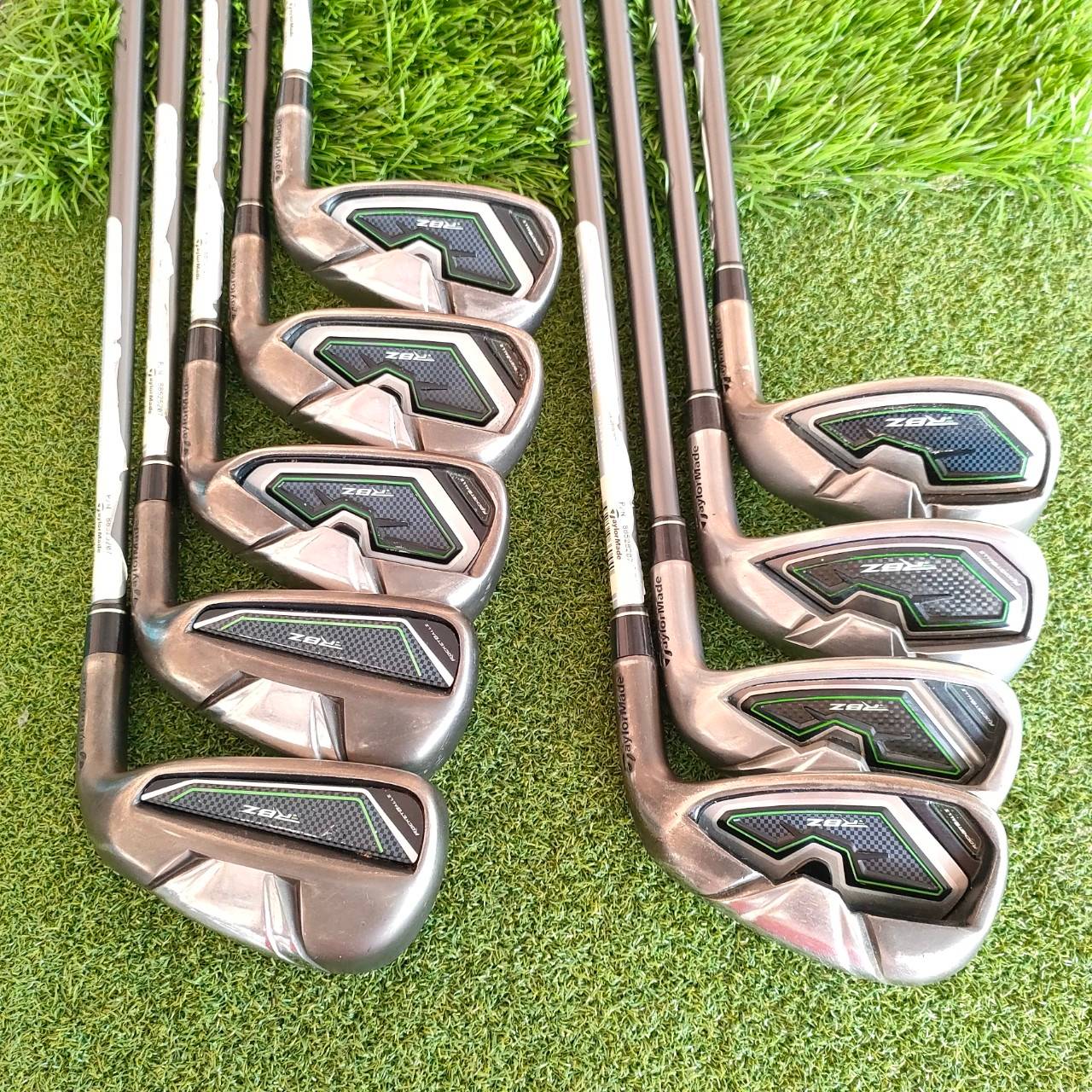 ชุดเหล็ก TAYLORMADE RBZ มีเหล็ก 4- 9 PW AW SW ชุด 9 ชิ้น ก้าน TAYLORMADE RBZ FLEX R เหล็กตีง่ายตีไกลและตีมันส์มาก