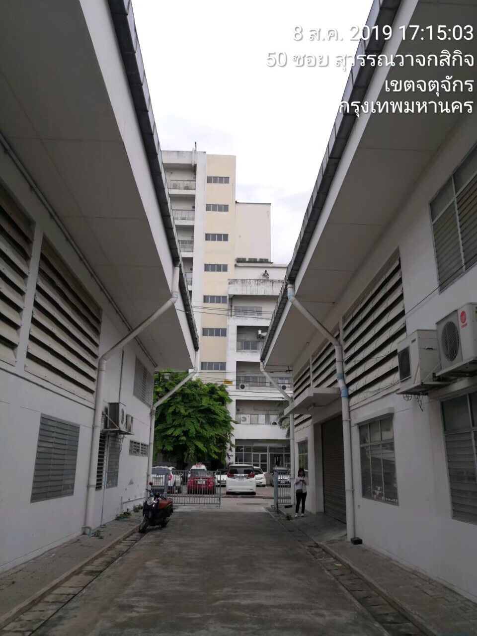 งานเทพื้น ทำหลังคาทางเชื่อมอาคารวิศวโรงงาน ม.เกษตร