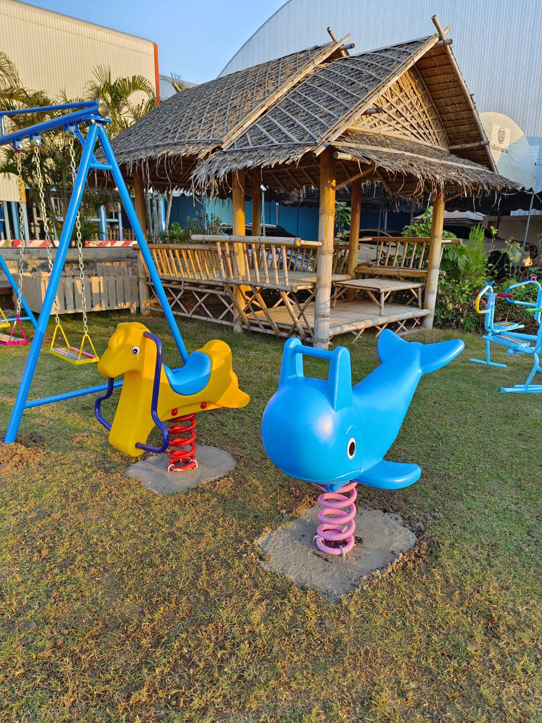 สปริงโยกเยก โยกเยกสปริง คละแบบ ราคาต่อ1ตัว ม้าโยกฐานเหล็ก คละแบบ พร้อมส่ง ตัวละ5490 บาท