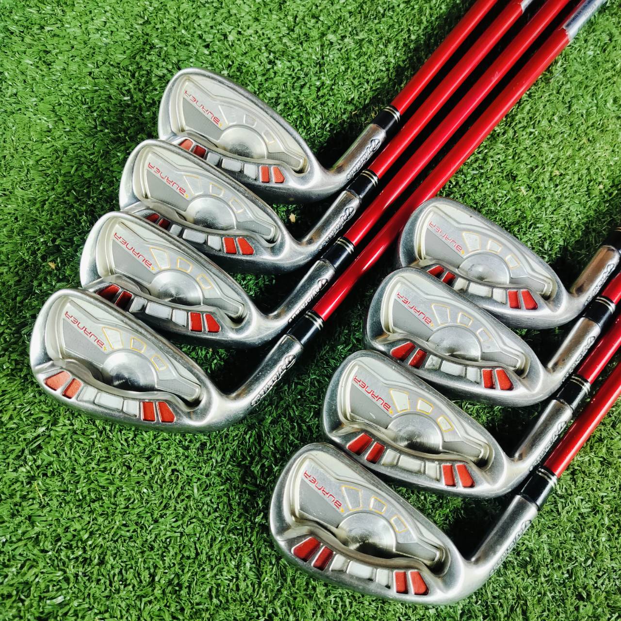 *** ไม้กอล์ฟมือซ้าย *** ชุดเหล็ก Taylormade BURNER มีเหล็ก 5 6 7 8 9 PW AE SW ก้าน RE*AX SUPERFAST FLEX R ชุด BURNER อยู่ในซีรี่ที่ตีง่ายที่สุด ไม้กอล์ฟพรีเมี่ยมมือสอง ของแท้ By NakaraLuxurious