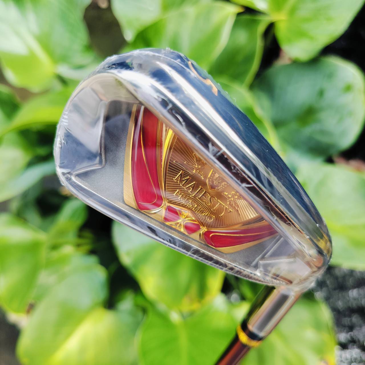 **ไม้กอล์ฟครบชุดสำหรับผู้หญิง** MAJESTY PRESTIGIO XI ปี 2022 ท๊อปสุดยอด ***สภาพสวยนางฟ้าเหมือนซื้อของใหม่ แกะพลาสติก