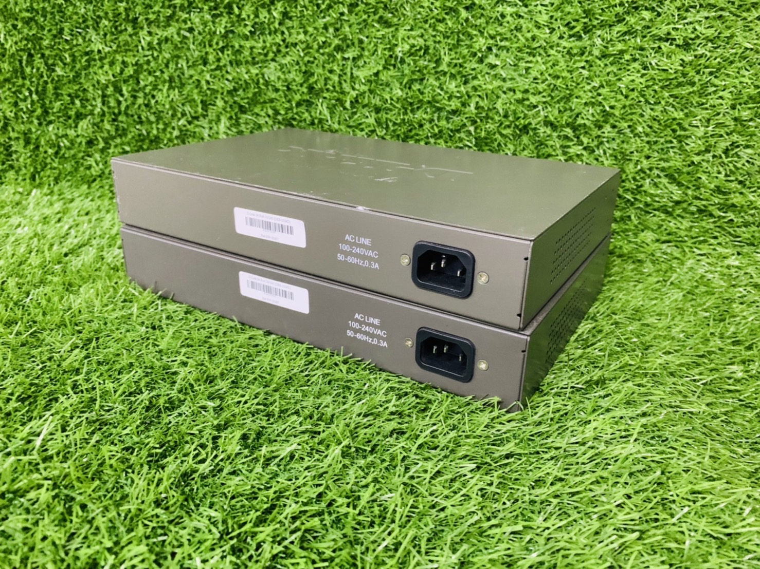 ลดกระหน่ำ สวิตช์ D-Link DES-1024D 24-Port Fast Ethernet 10/100 Mbps Unmanaged Switch